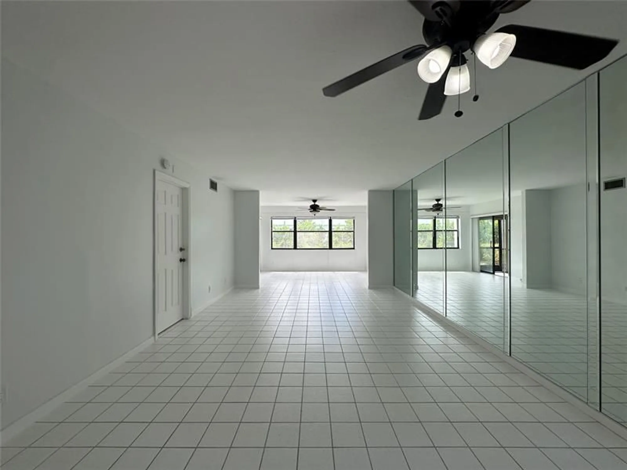 Property Slideshow image 6 of 50 | 7673 tahiti ln apt 105, Lake Worth, FL, 33467