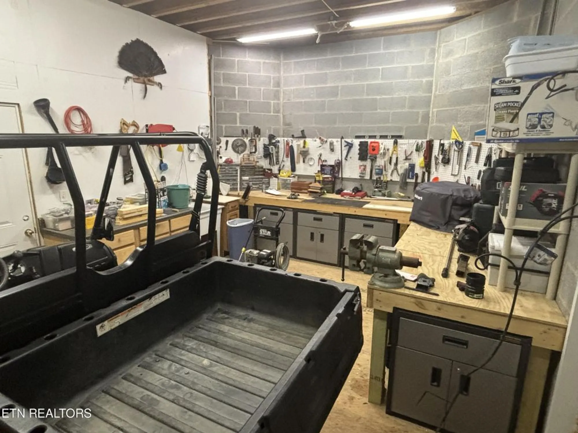 Property Slideshow image 39 of 60 | 145 pineridge loop, Crossville, TN, 38558