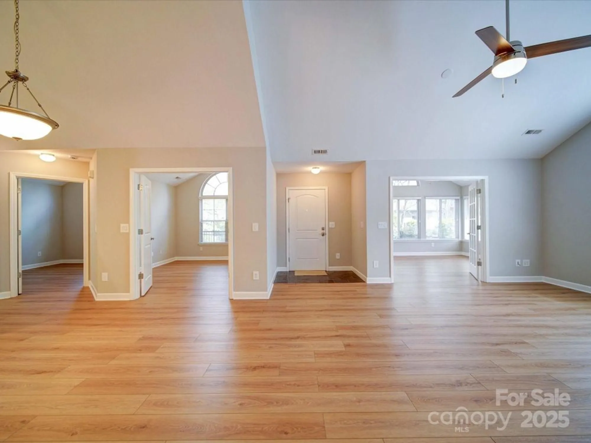 Property Slideshow image 18 of 48 | 4754 polo gate blvd, Charlotte, NC, 28216