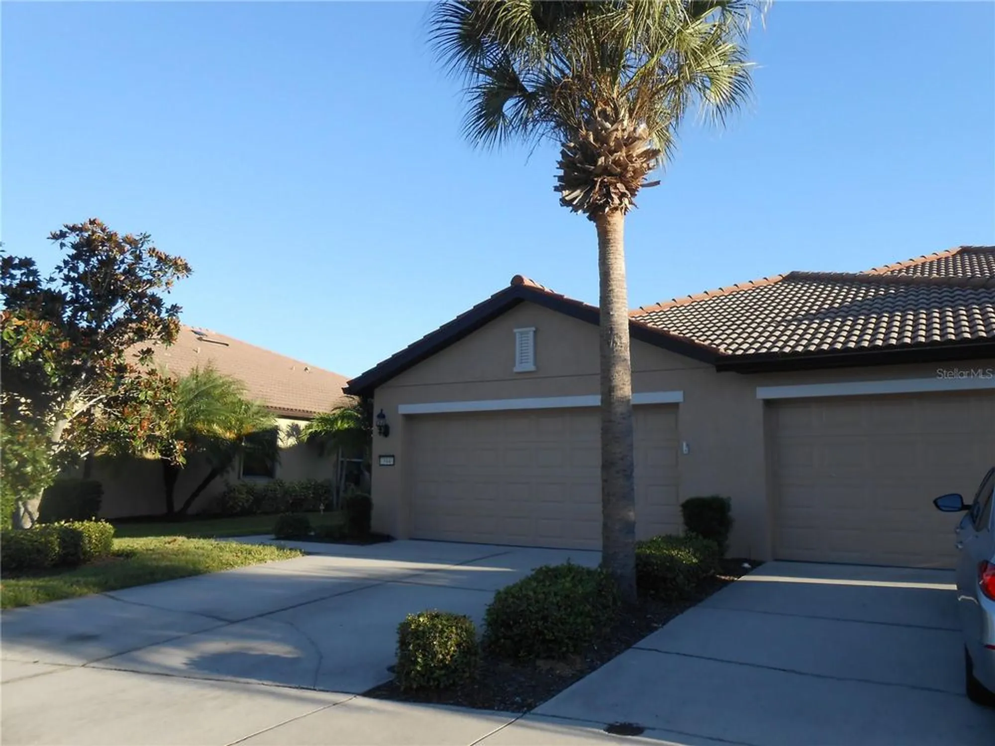 Property Slideshow image 5 of 61 | 344 mystic falls dr, Apollo Beach, FL, 33572