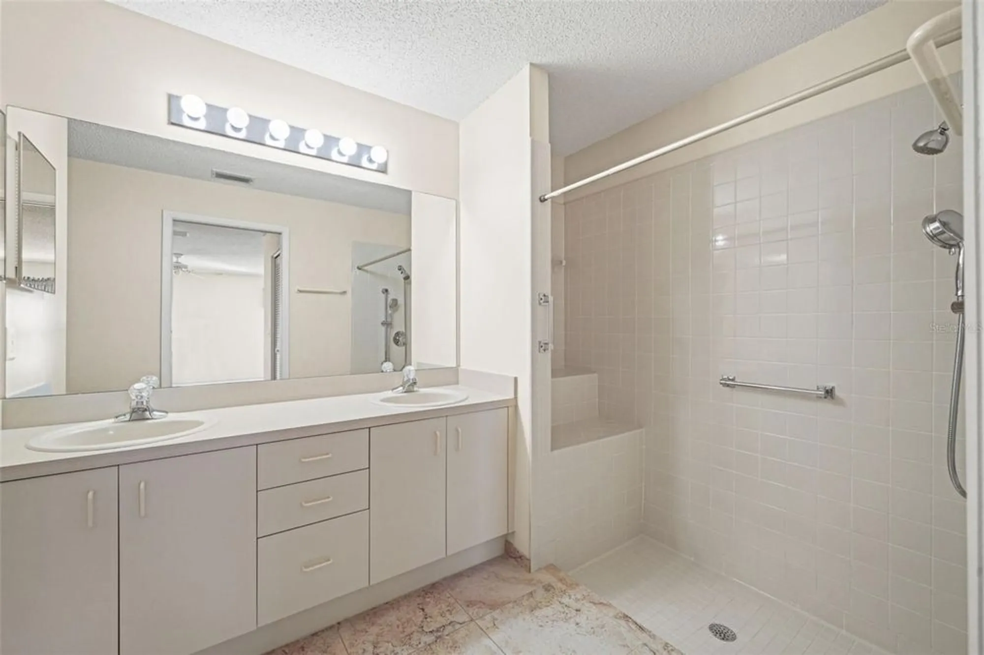 Property Slideshow image 39 of 62 | 3108 appleblossom trl, Spring Hill, FL, 34606