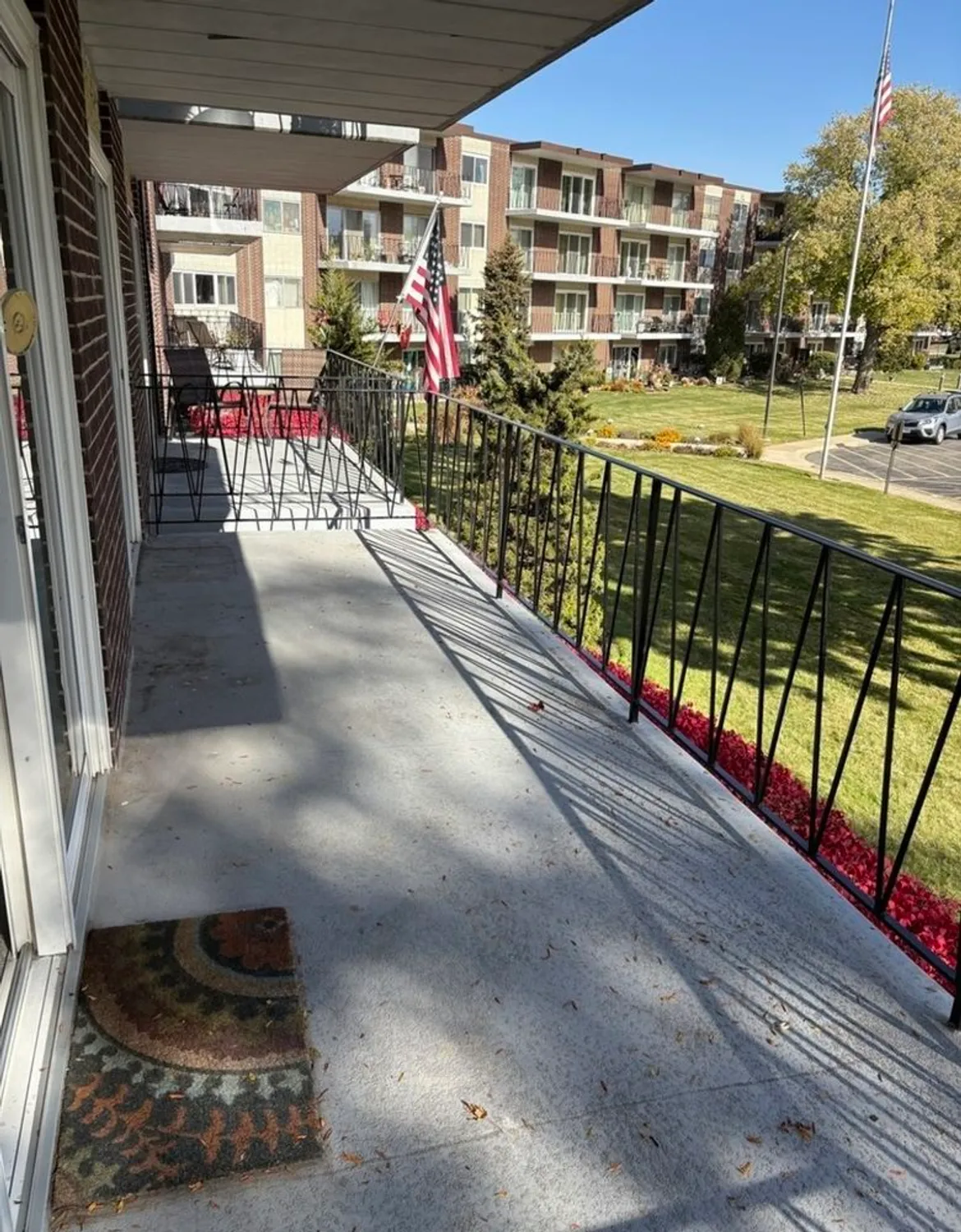 Property Slideshow image 17 of 18 | , Downers Grove, IL, 60515