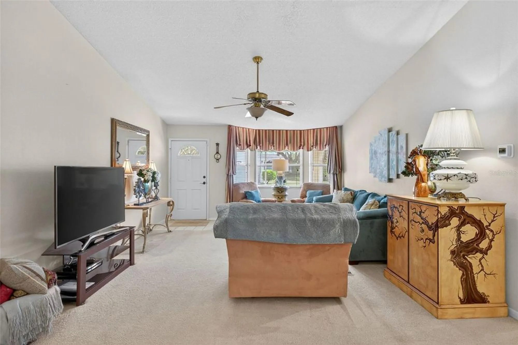Property Slideshow image 6 of 57 | 1958 long boat dr, Lakeland, FL, 33810