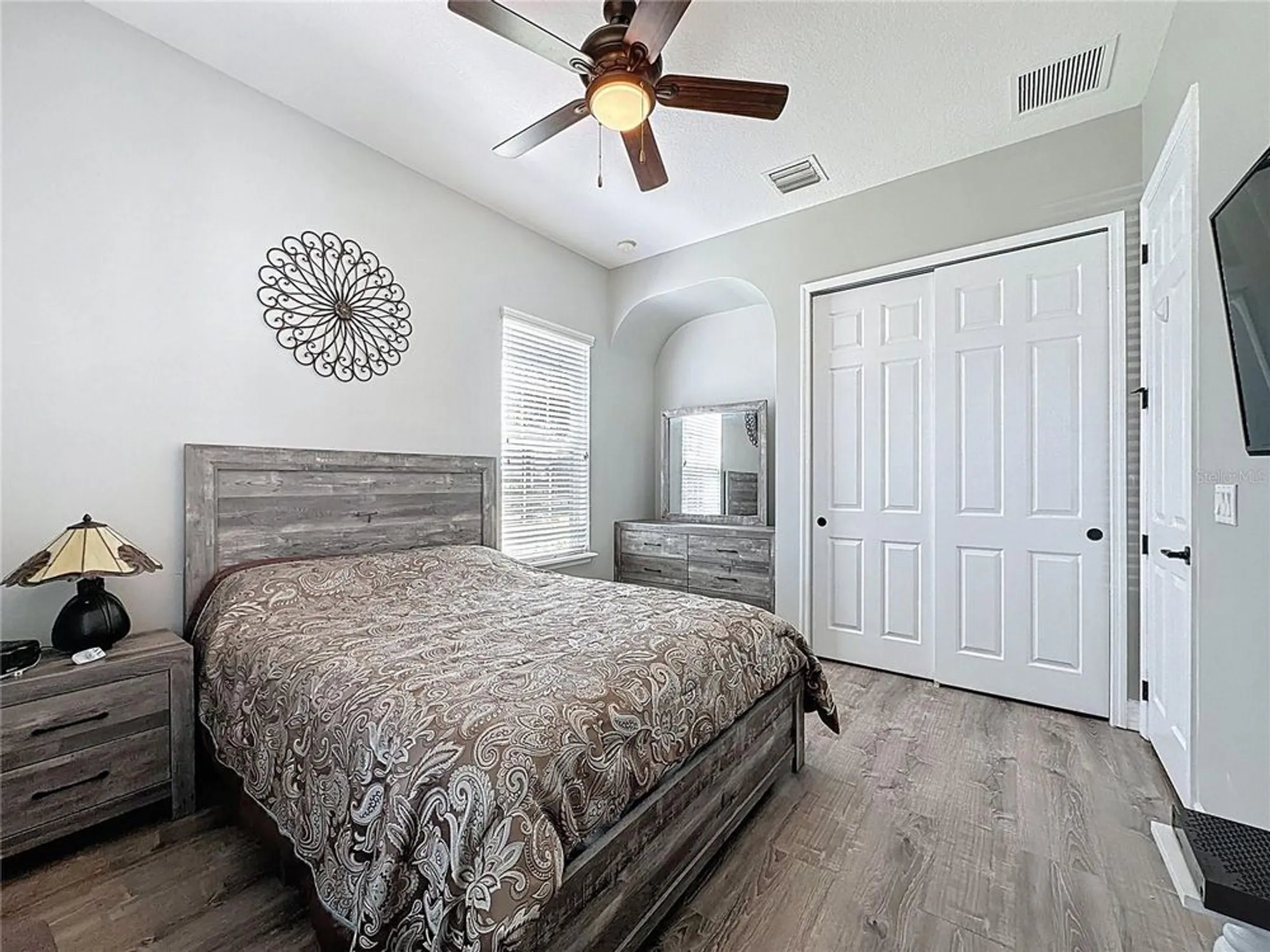 Property Slideshow image 24 of 54 | 228 bayou bend rd, Groveland, FL, 34736