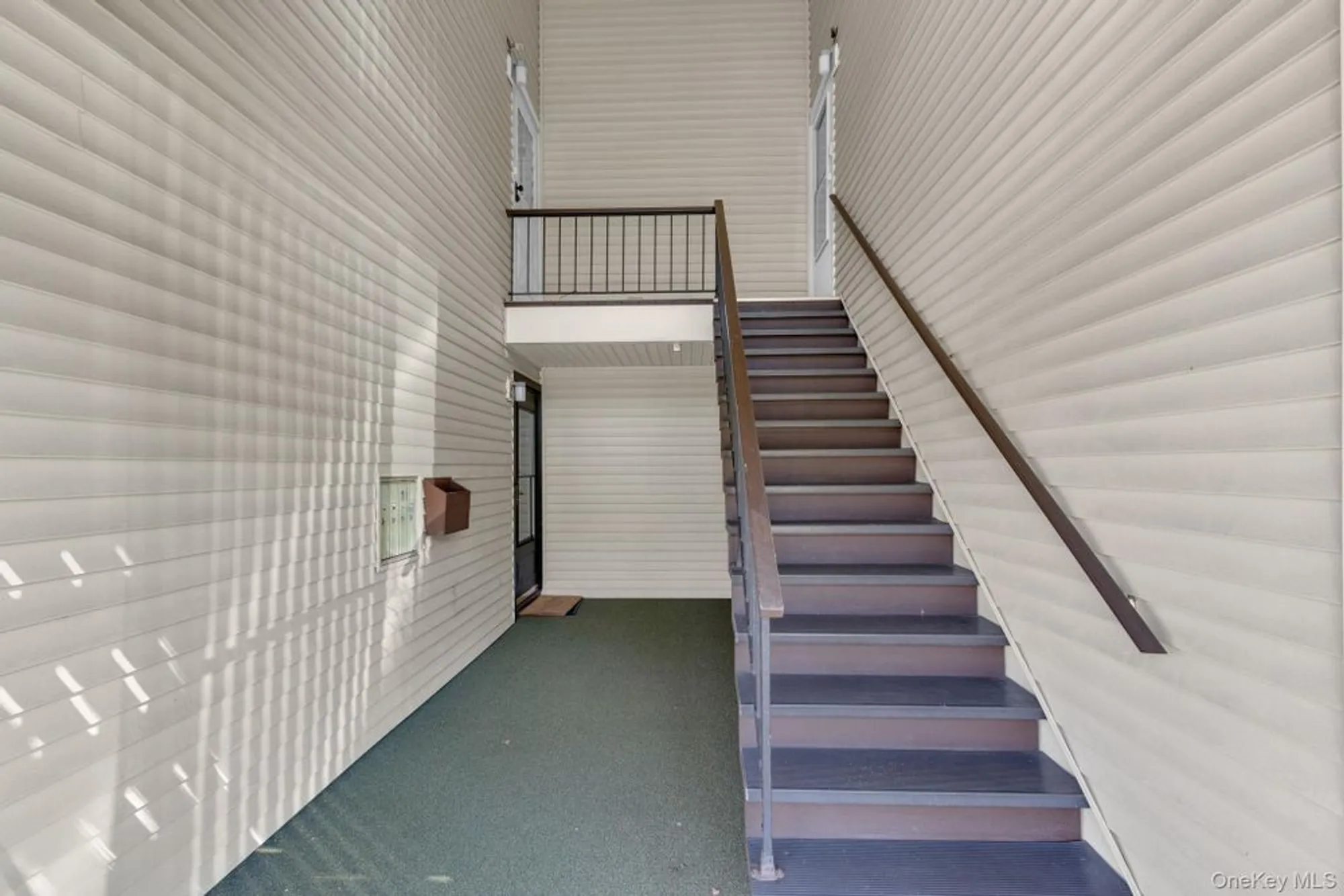 Property Slideshow image 36 of 44 | 34 warwick pl c, Yorktown Heights, NY, 10598