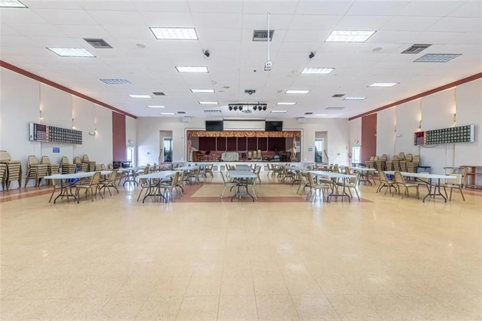 Property Slideshow image 29 of 35 | 2721 garden dr 310, Lake Worth, FL, 33461