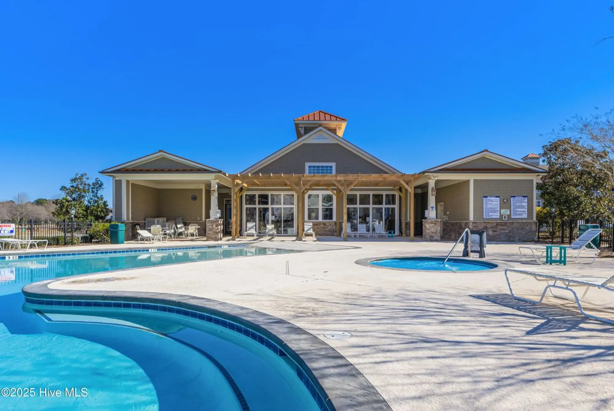 Property Slideshow image 36 of 43 | 395 s crow creek dr nw unit 1621, Calabash, NC, 28467