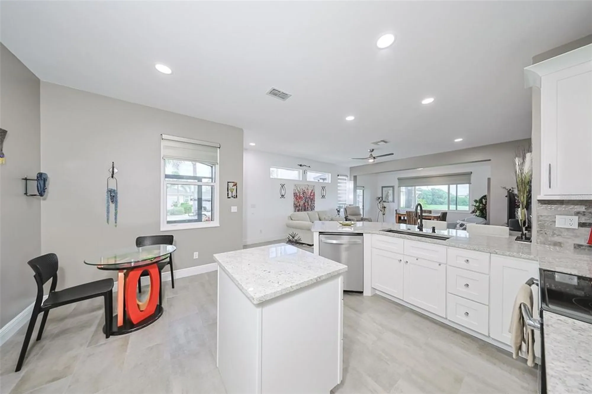 Property Slideshow image 12 of 45 | 2049 acadia greens dr # 19, Sun City Center, FL, 33573