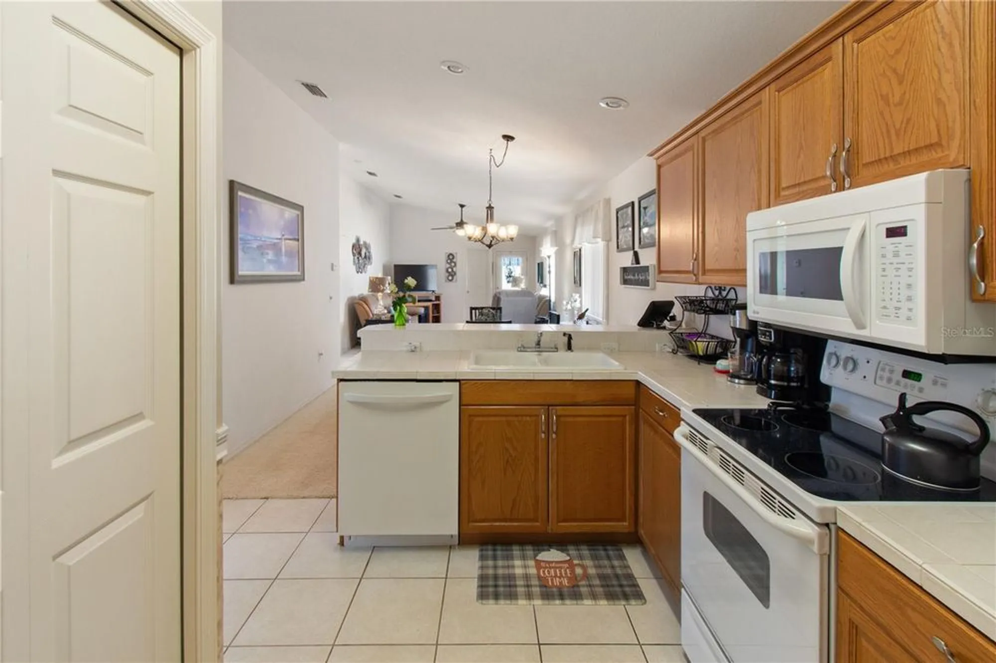 Property Slideshow image 7 of 24 | 1822 nicaragua way, Winter Haven, FL, 33881