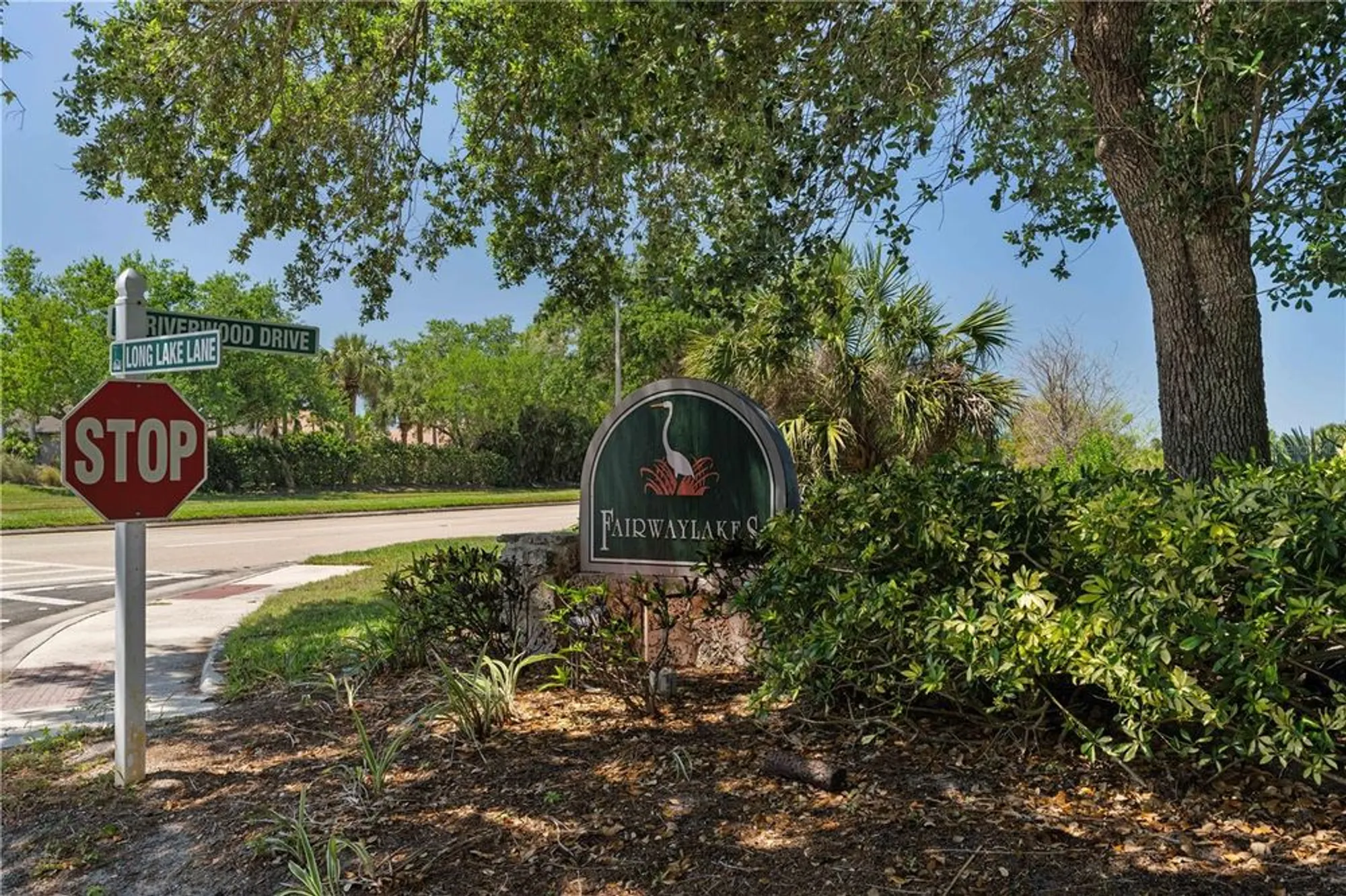 Property Slideshow image 17 of 71 | 13761 long lake ln, Port Charlotte, FL, 33953