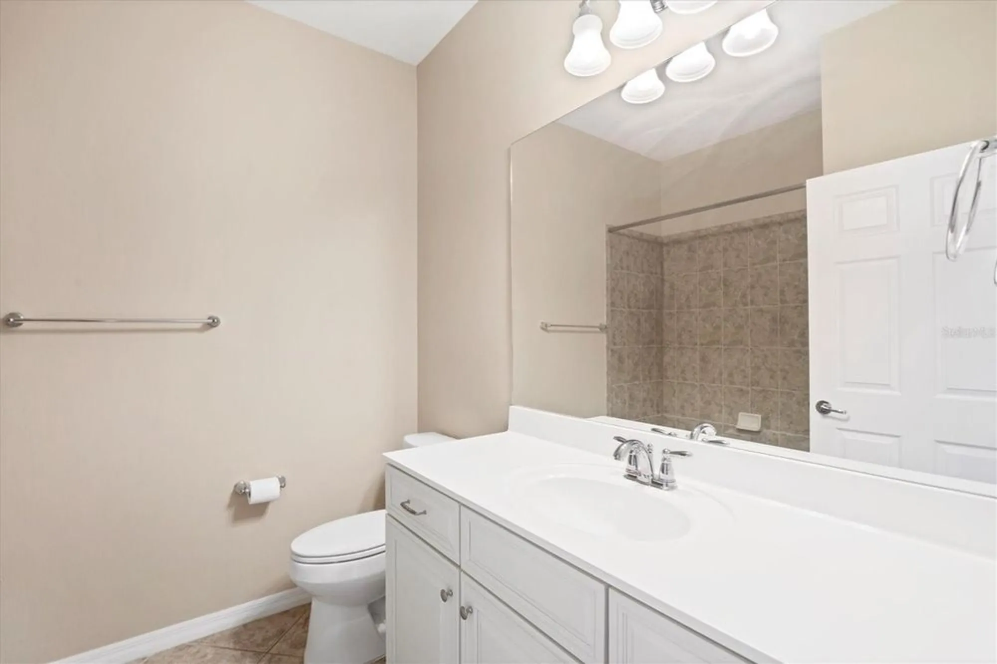 Property Slideshow image 28 of 63 | 19138 kirella st, Venice, FL, 34293
