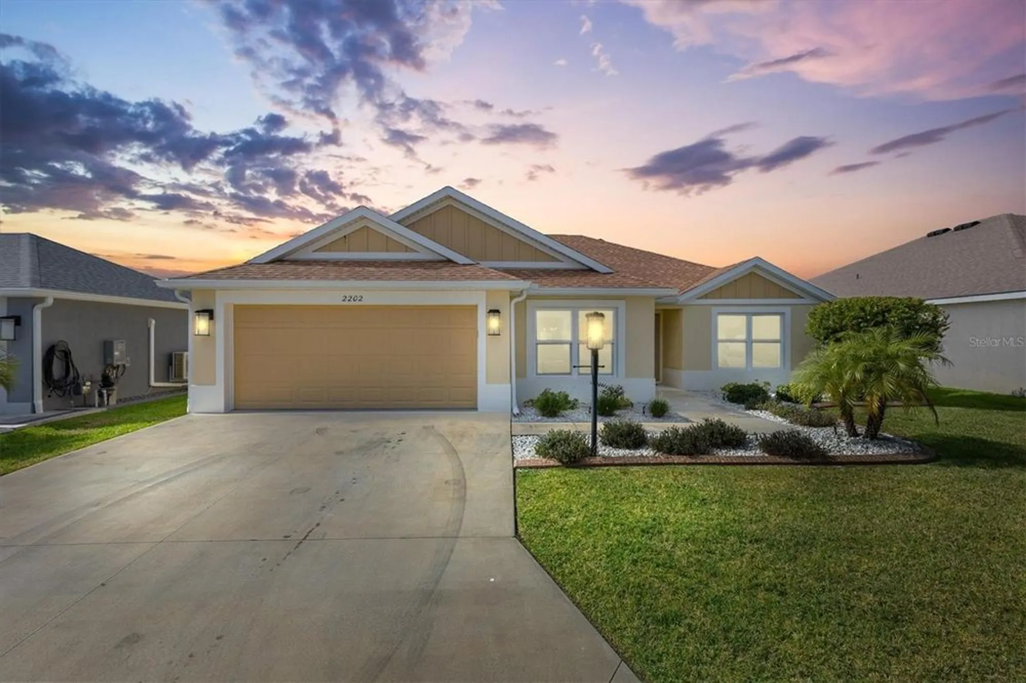 Property Slideshow image 1 of 40 | 2202 landrea loop, The Villages, FL, 32163