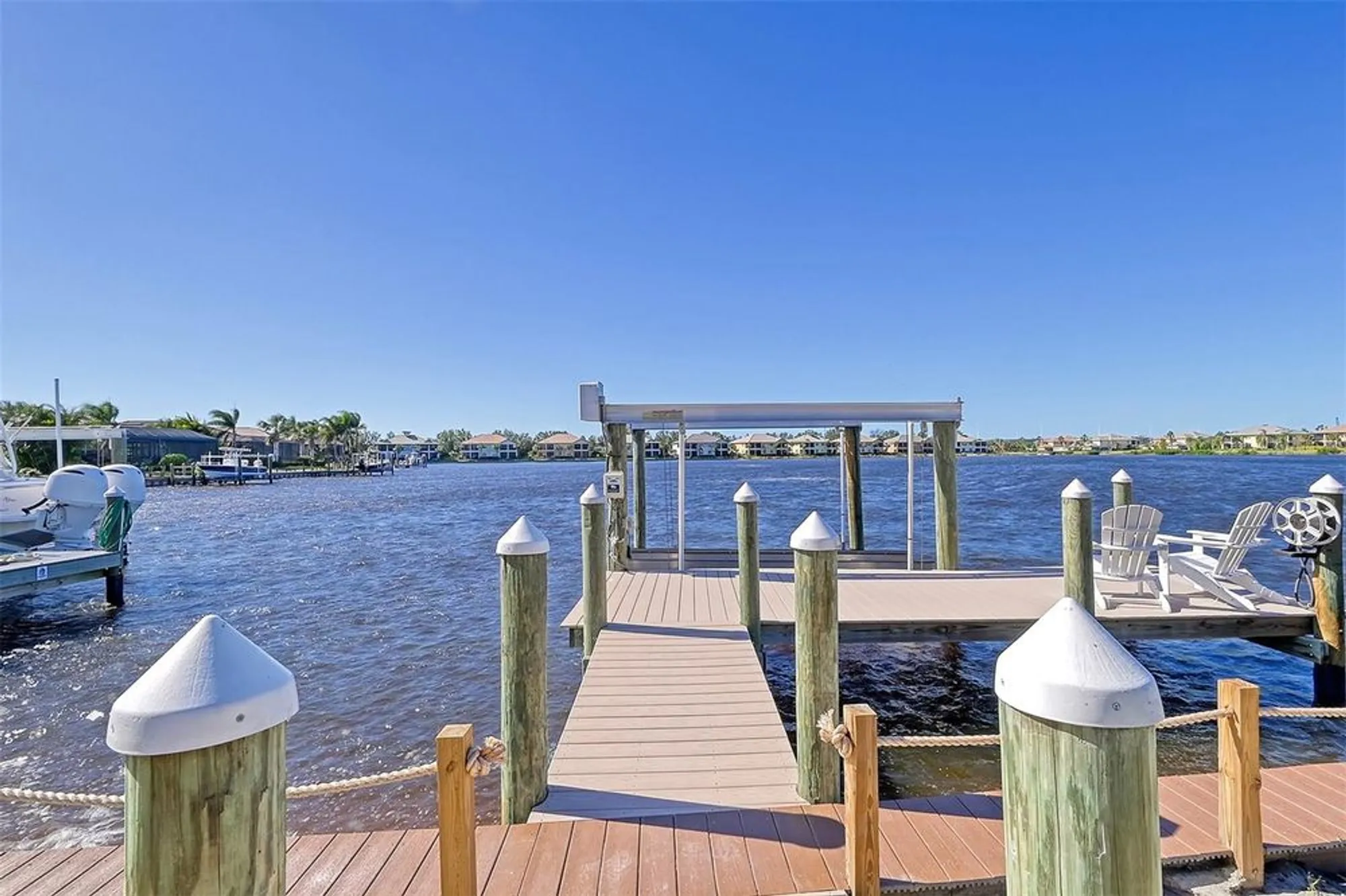 Property Slideshow image 4 of 100 | 1014 overlook ct, Bradenton, FL, 34208