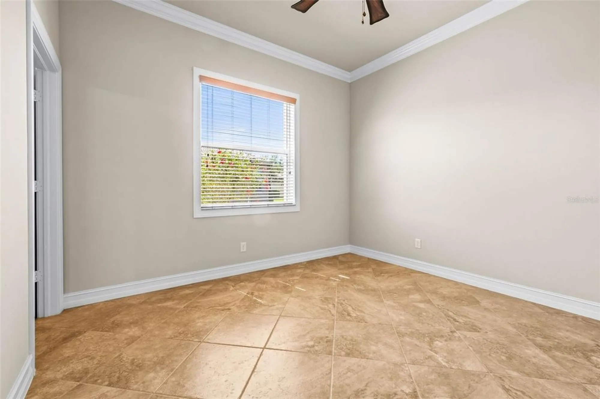 Property Slideshow image 22 of 88 | 5073 stone harbor cir, Wimauma, FL, 33598