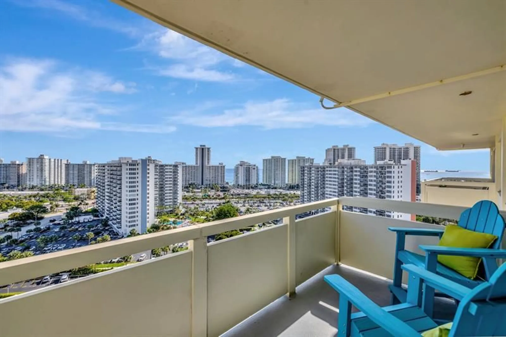 Property Slideshow image 15 of 45 | 3200 ne 36th st 1721, Fort Lauderdale, FL, 33308