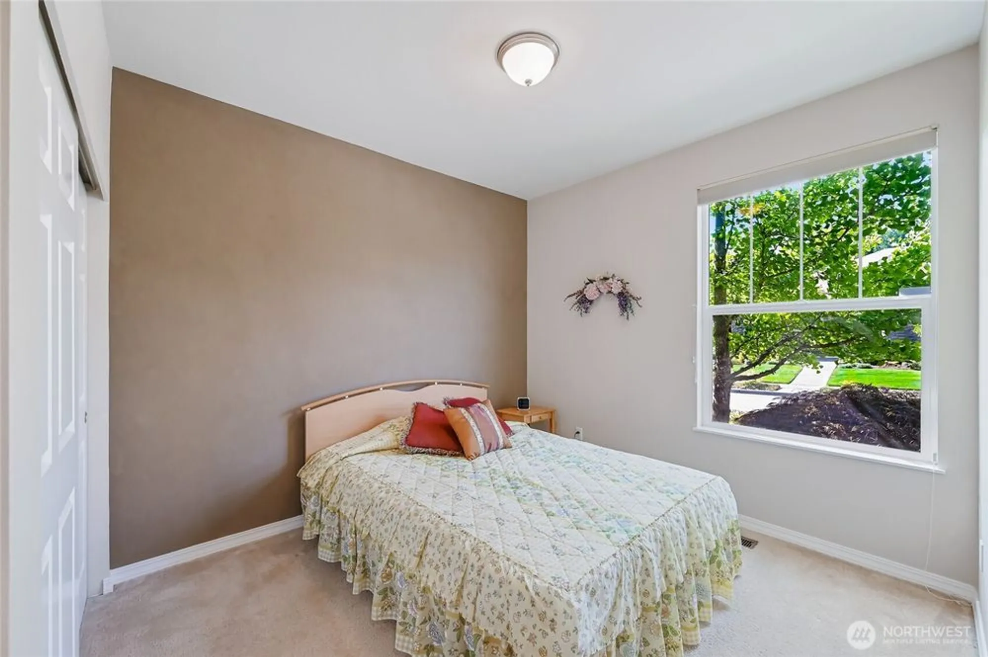 Property Slideshow image 26 of 38 | 24036 ne adair rd, Redmond, WA, 98053
