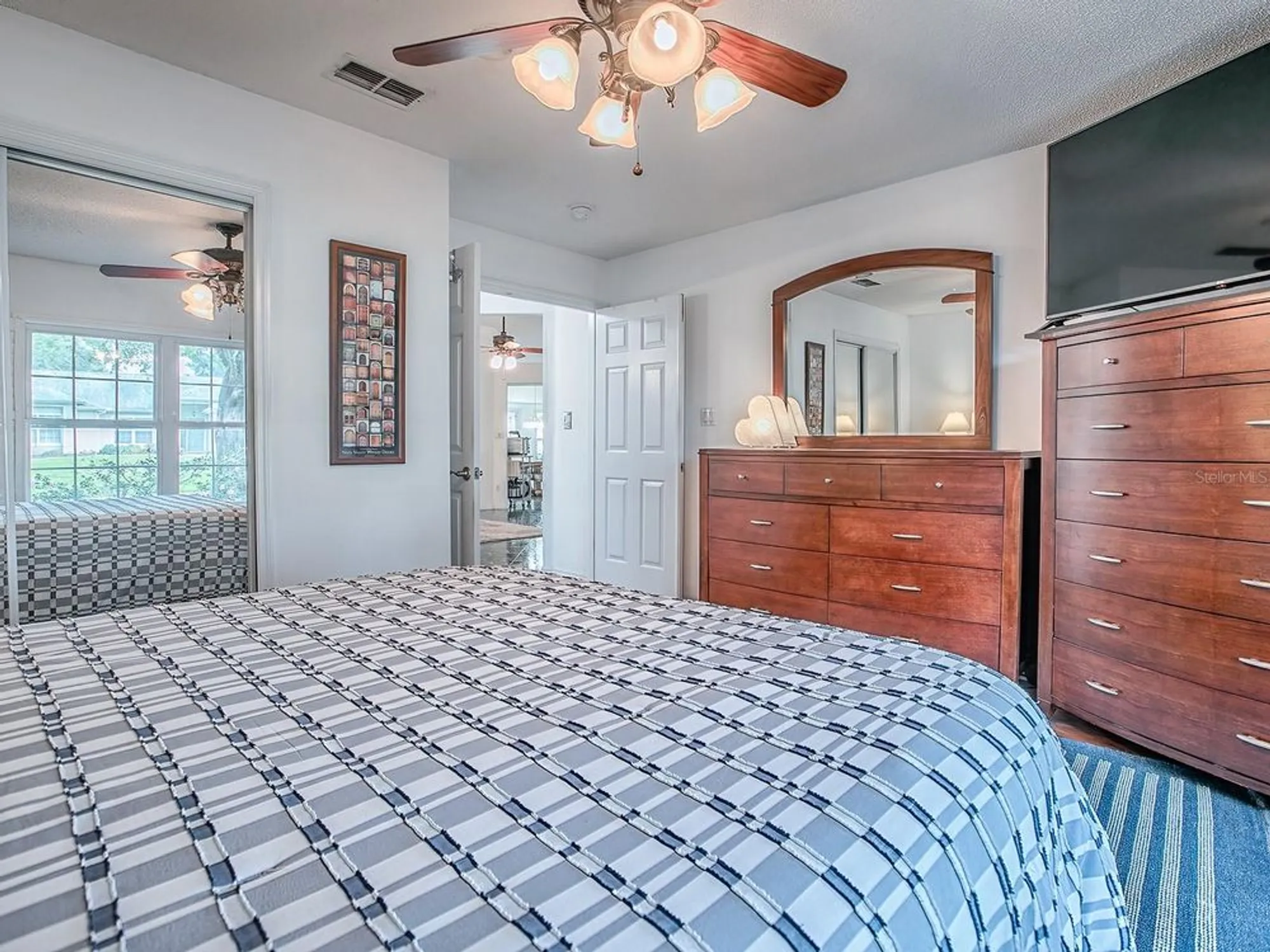 Property Slideshow image 25 of 67 | 25348 crestwater dr, Leesburg, FL, 34748