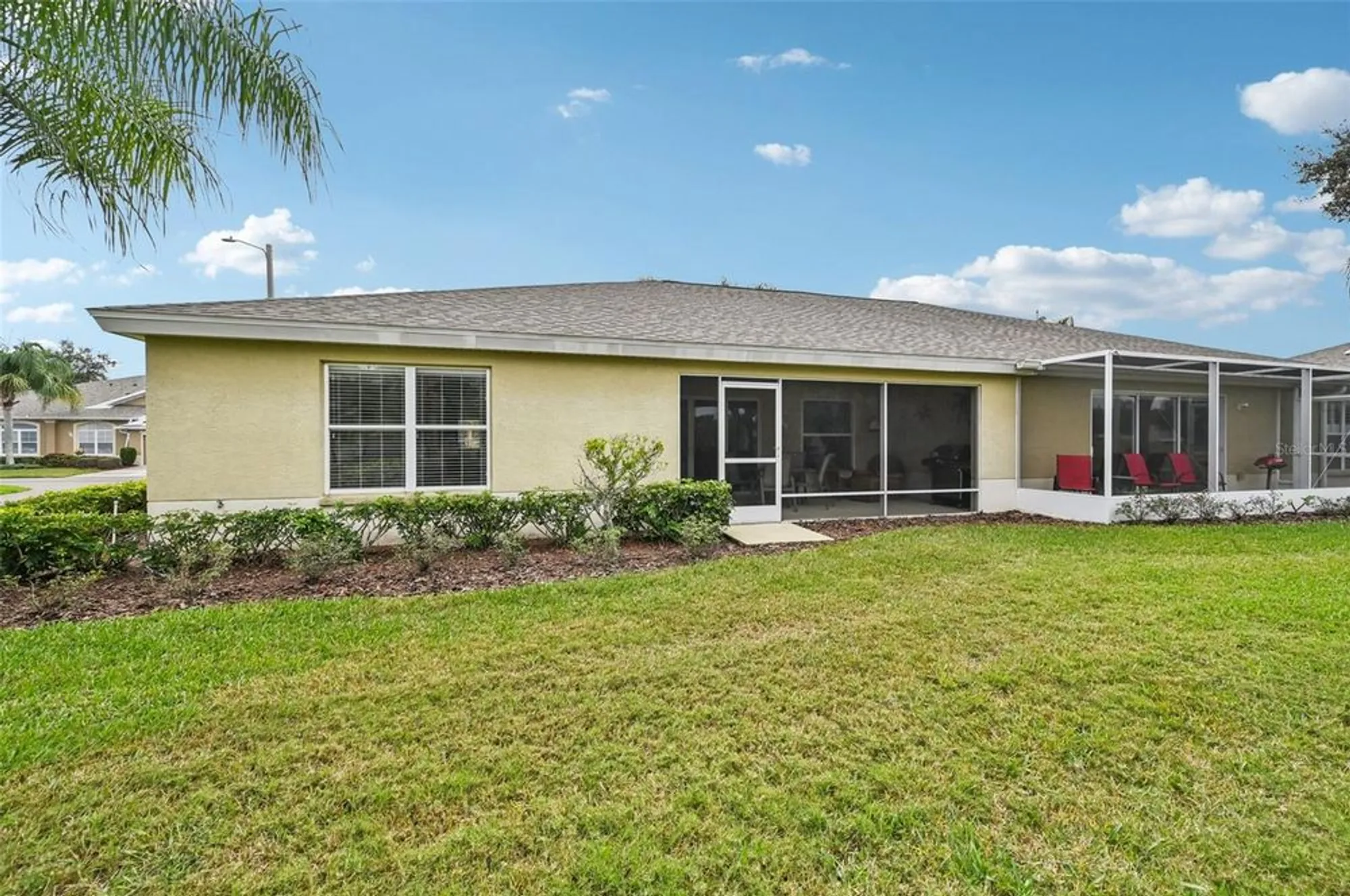 Property Slideshow image 30 of 61 | 2103 grantham greens dr, Sun City Center, FL, 33573