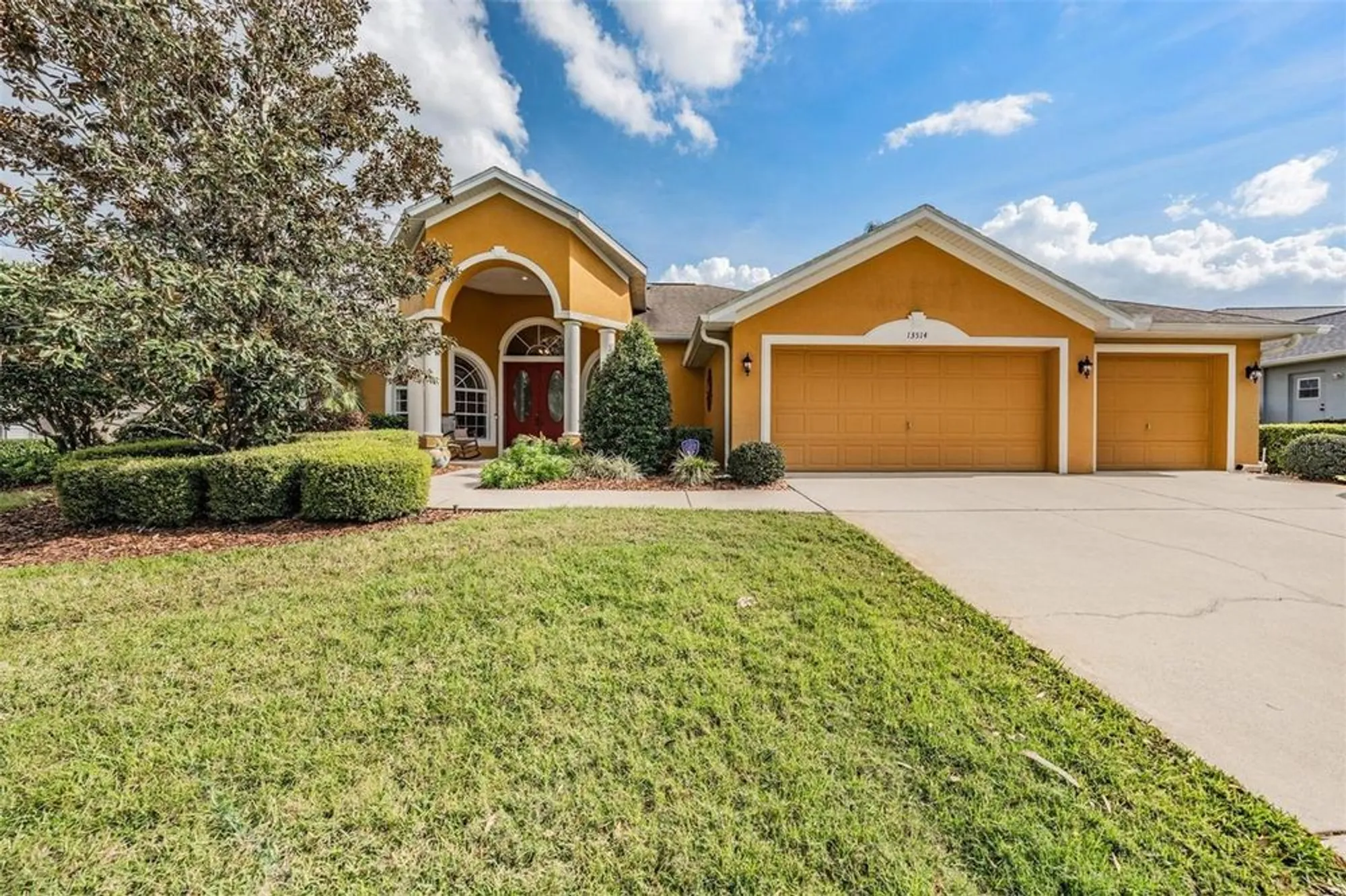 Property Slideshow image 25 of 49 | 13514 thoroughbred dr, Dade City, FL, 33525
