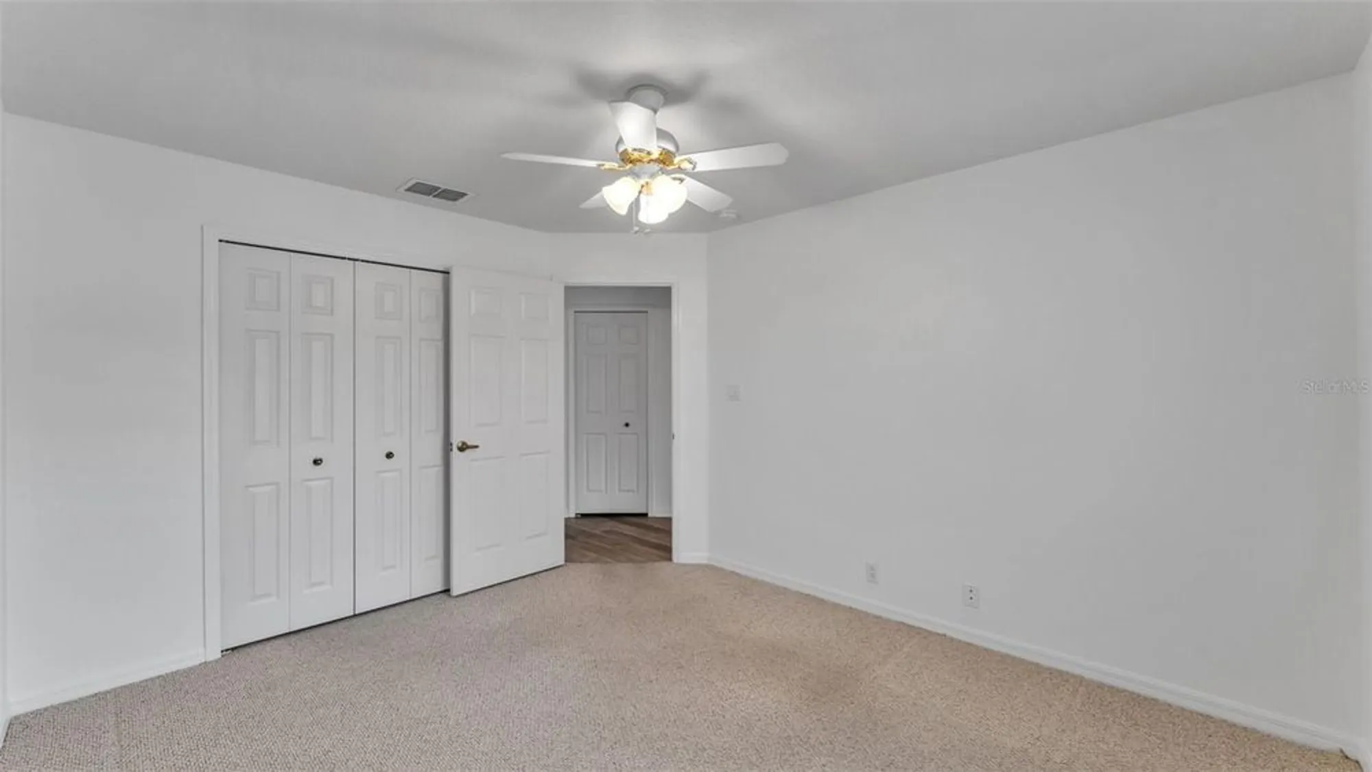 Property Slideshow image 26 of 37 | 4268 windchime ln, Lakeland, FL, 33811