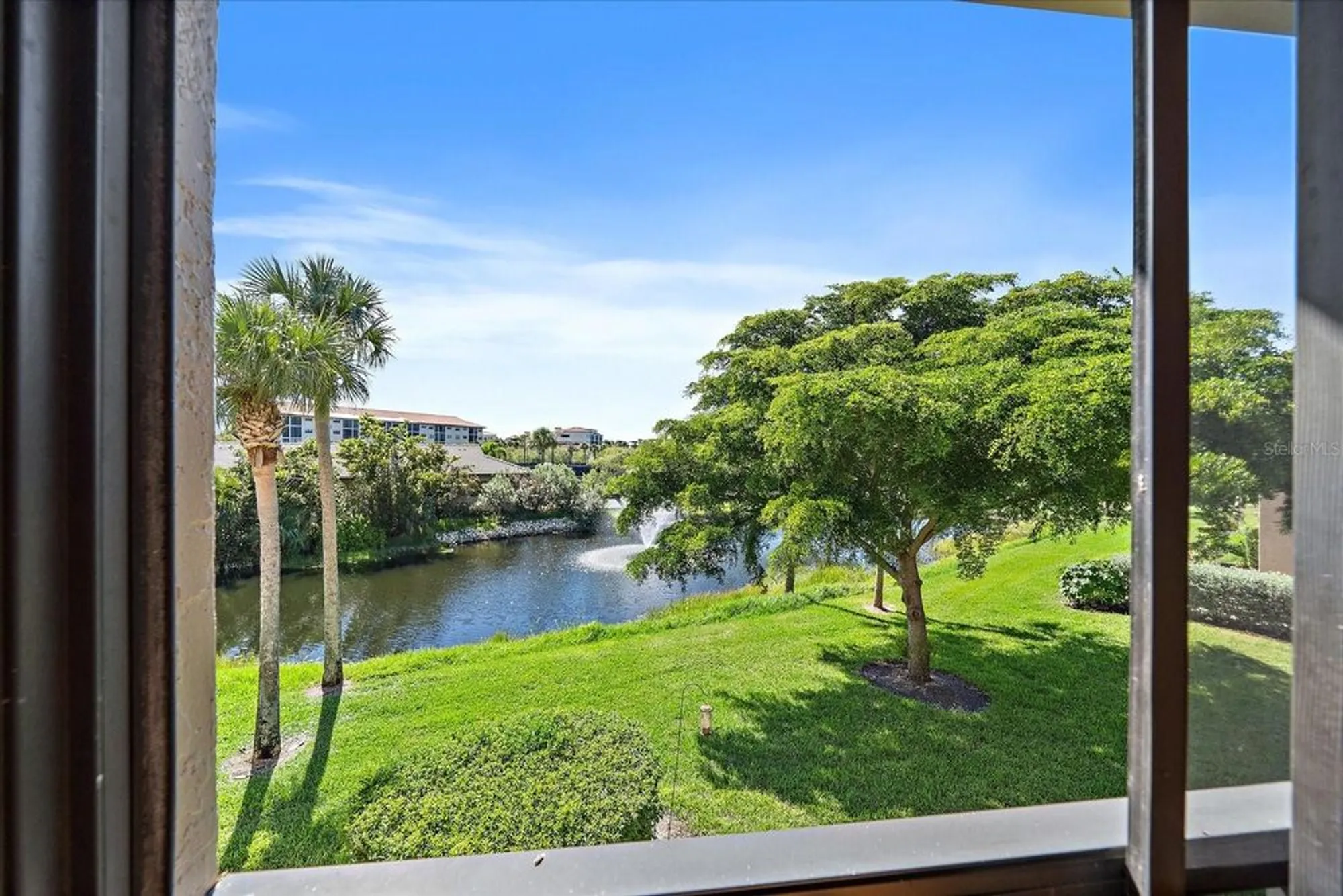 Property Slideshow image 34 of 44 | 5268 heron way 204, Sarasota, FL, 34231