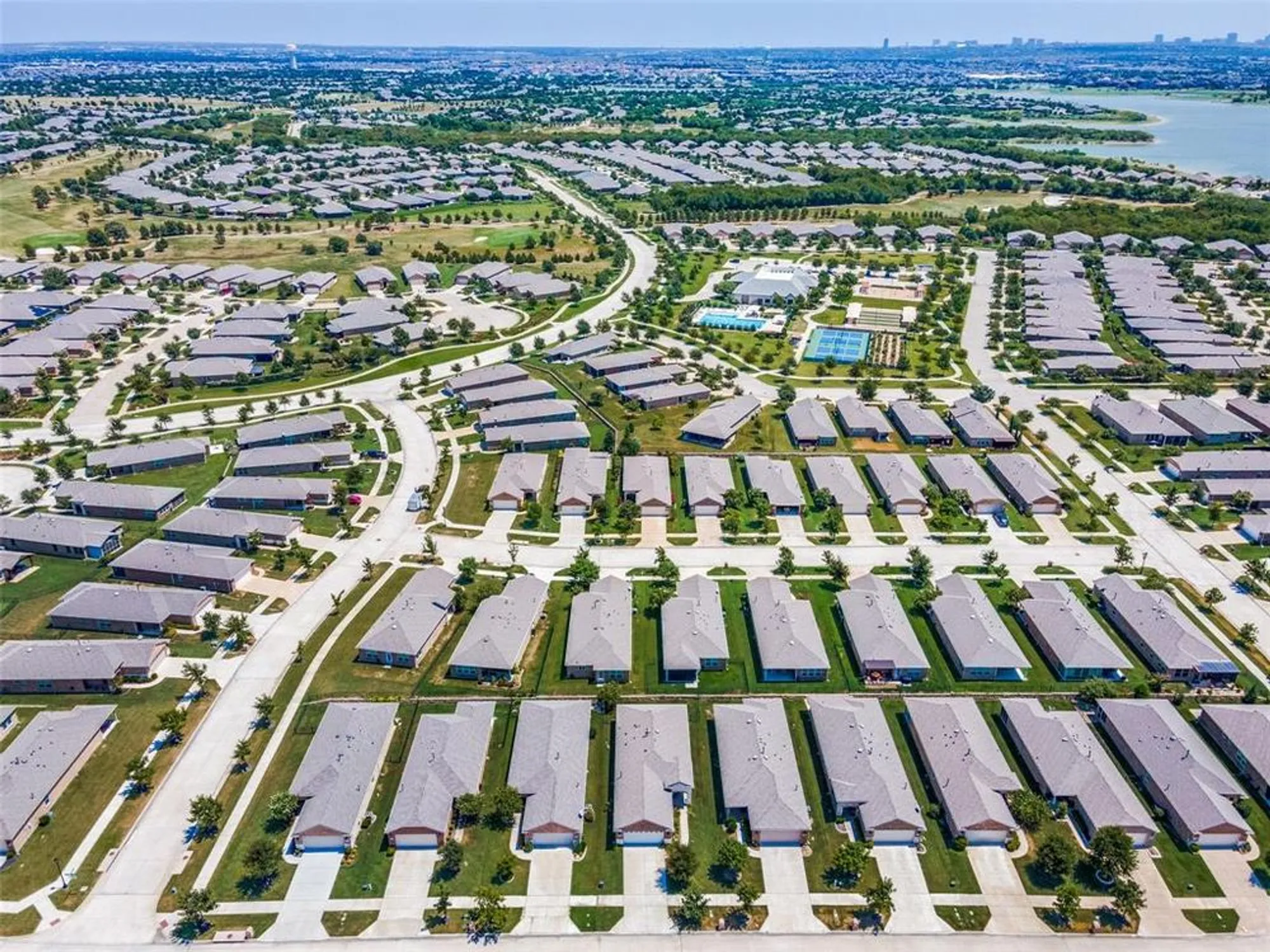 Property Slideshow image 39 of 40 | 6726 hickory creek dr, Frisco, TX, 75036