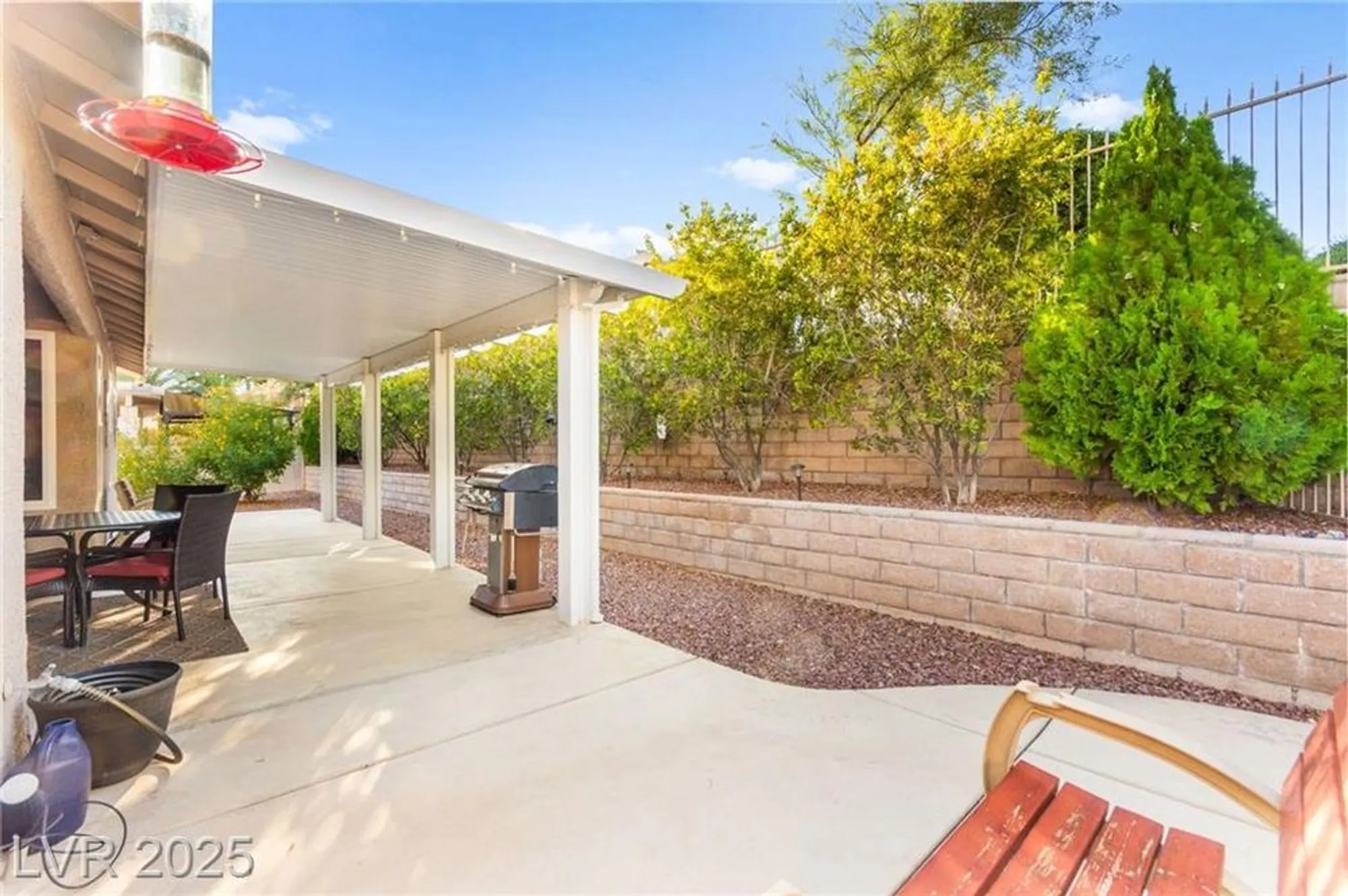 Property Slideshow image 43 of 65 | 5245 woodlawn ln, Las Vegas, NV, 89130