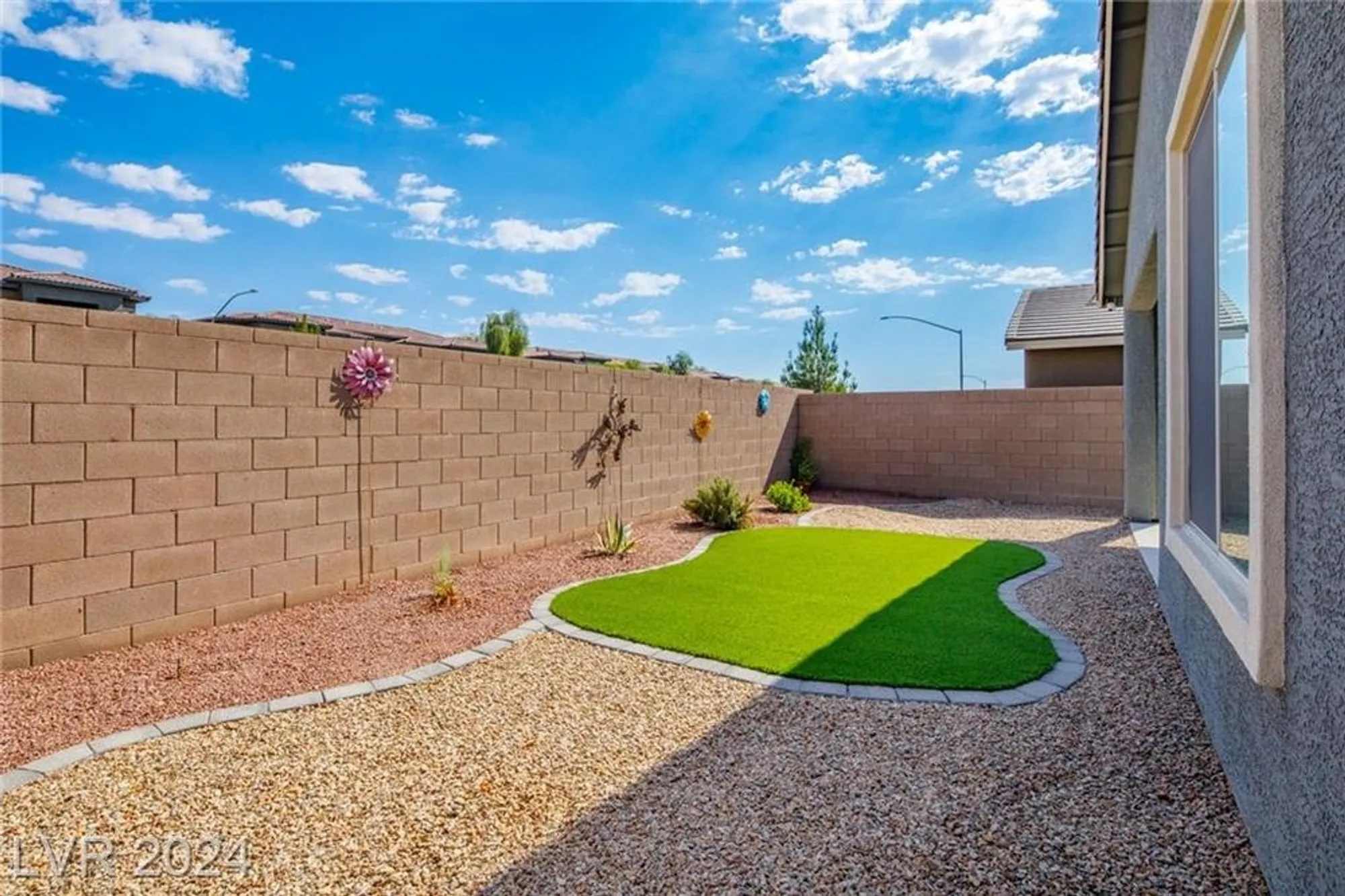 Property Slideshow image 21 of 37 | 6760 millbury st, North Las Vegas, NV, 89086