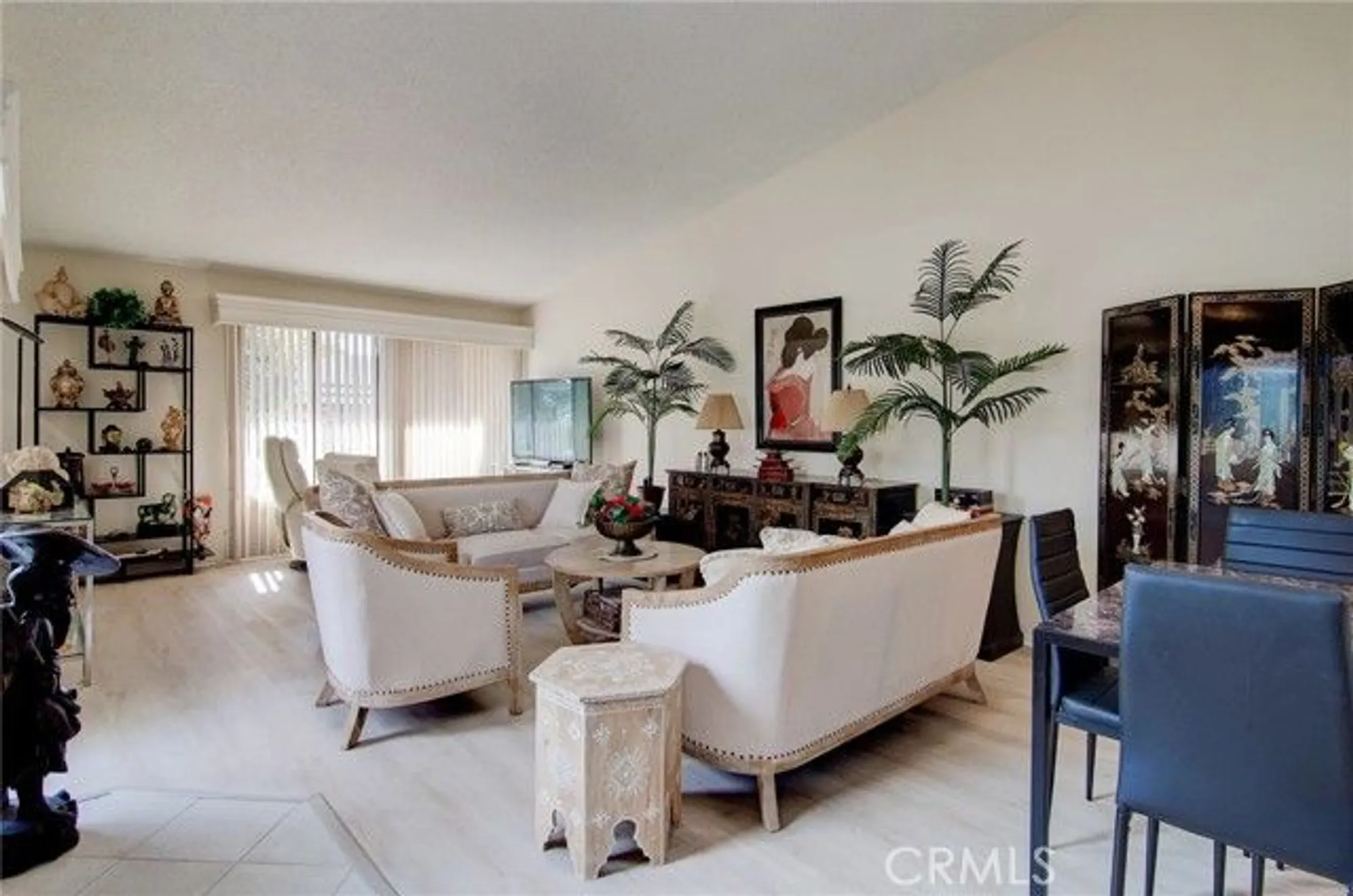 Property Slideshow image 7 of 27 | 8565 larkhall cir 802c, Huntington Beach, CA, 92646