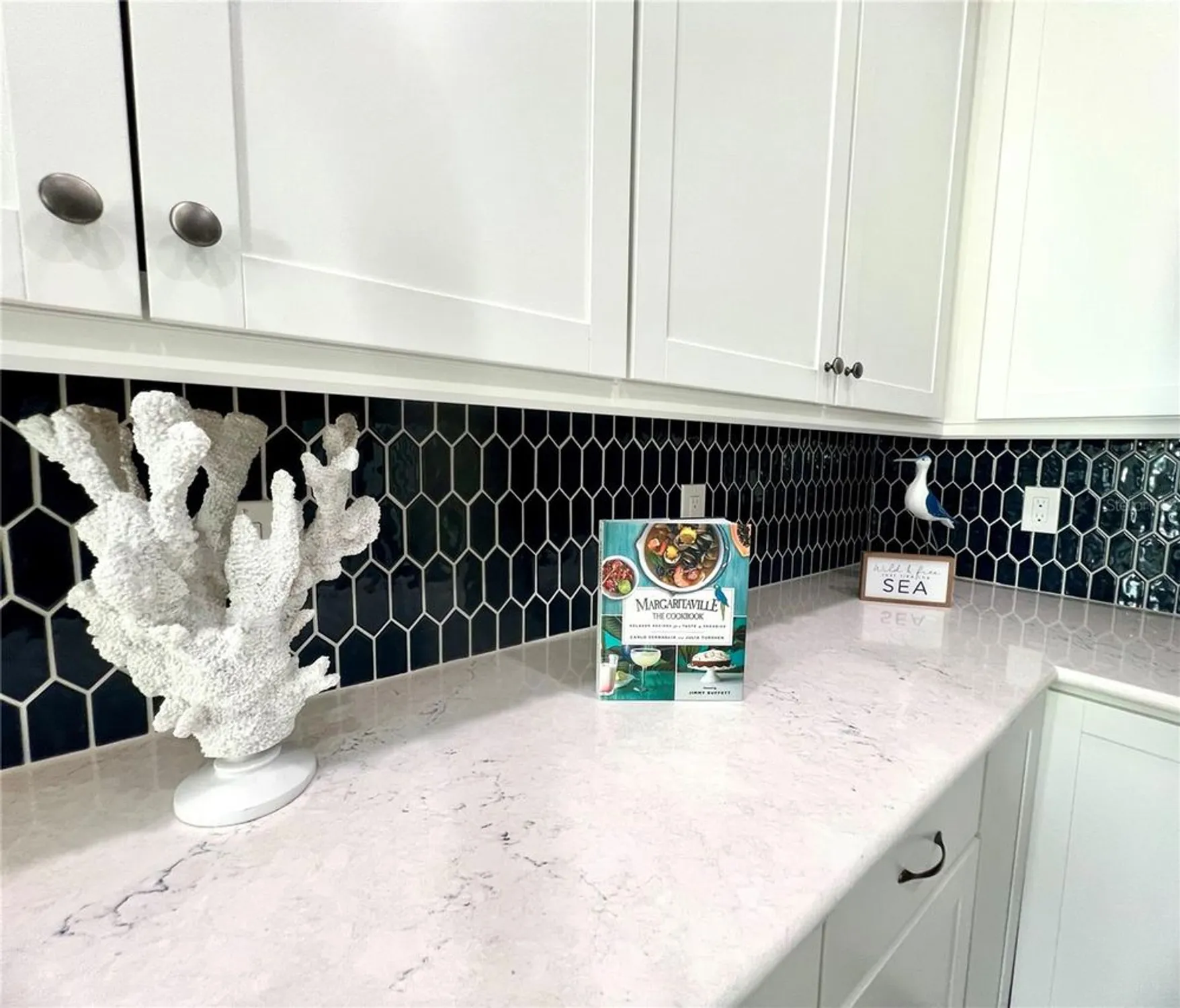 Property Slideshow image 10 of 39 | 279 latitude dr, Daytona Beach, FL, 32124