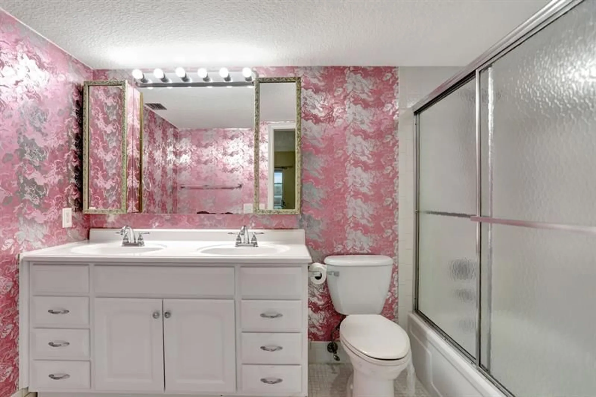 Property Slideshow image 13 of 52 | 4301 martinique cir c3, Coconut Creek, FL, 33066