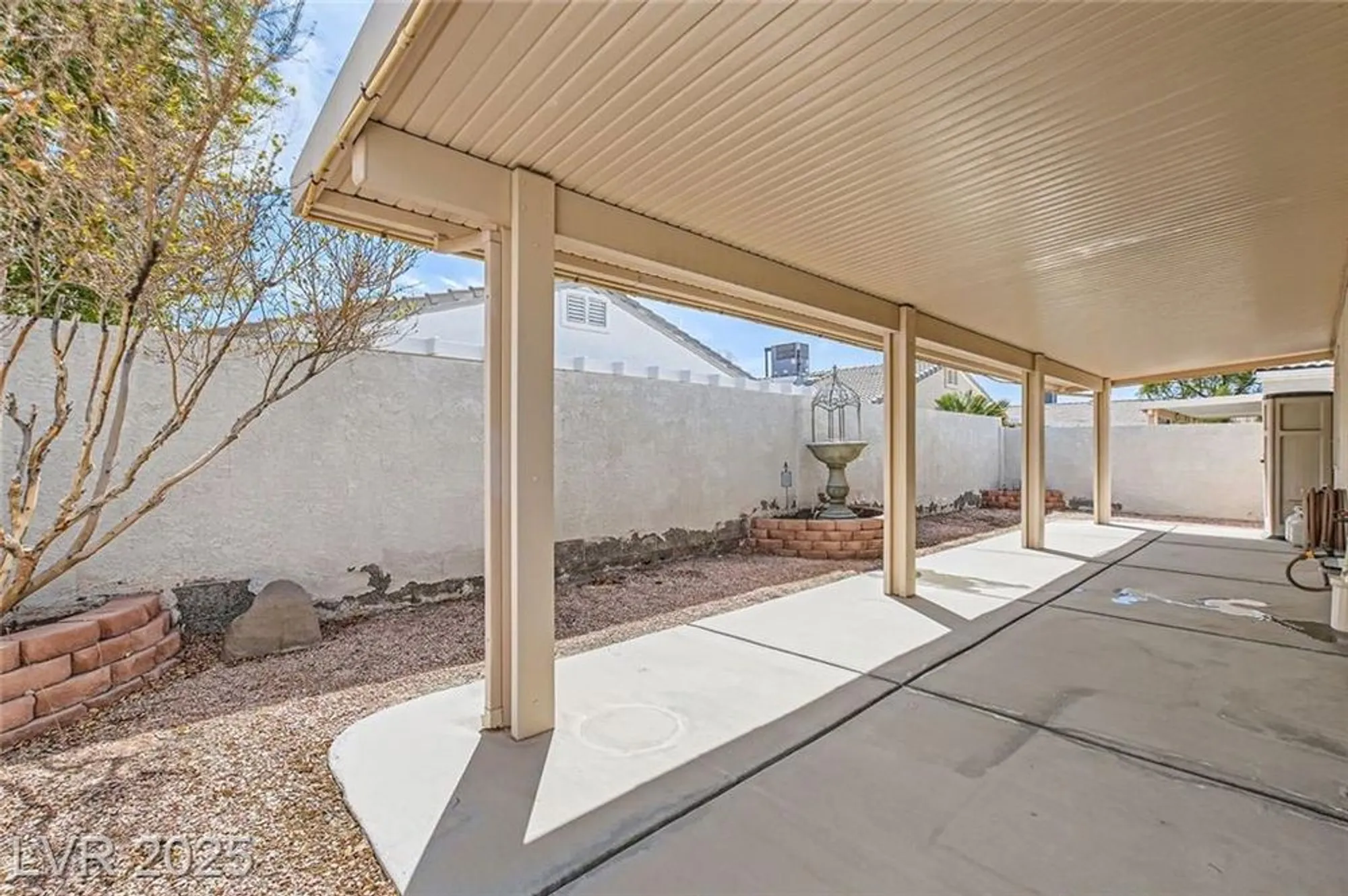 Property Slideshow image 13 of 18 | 5114 mascaro dr, Las Vegas, NV, 89122