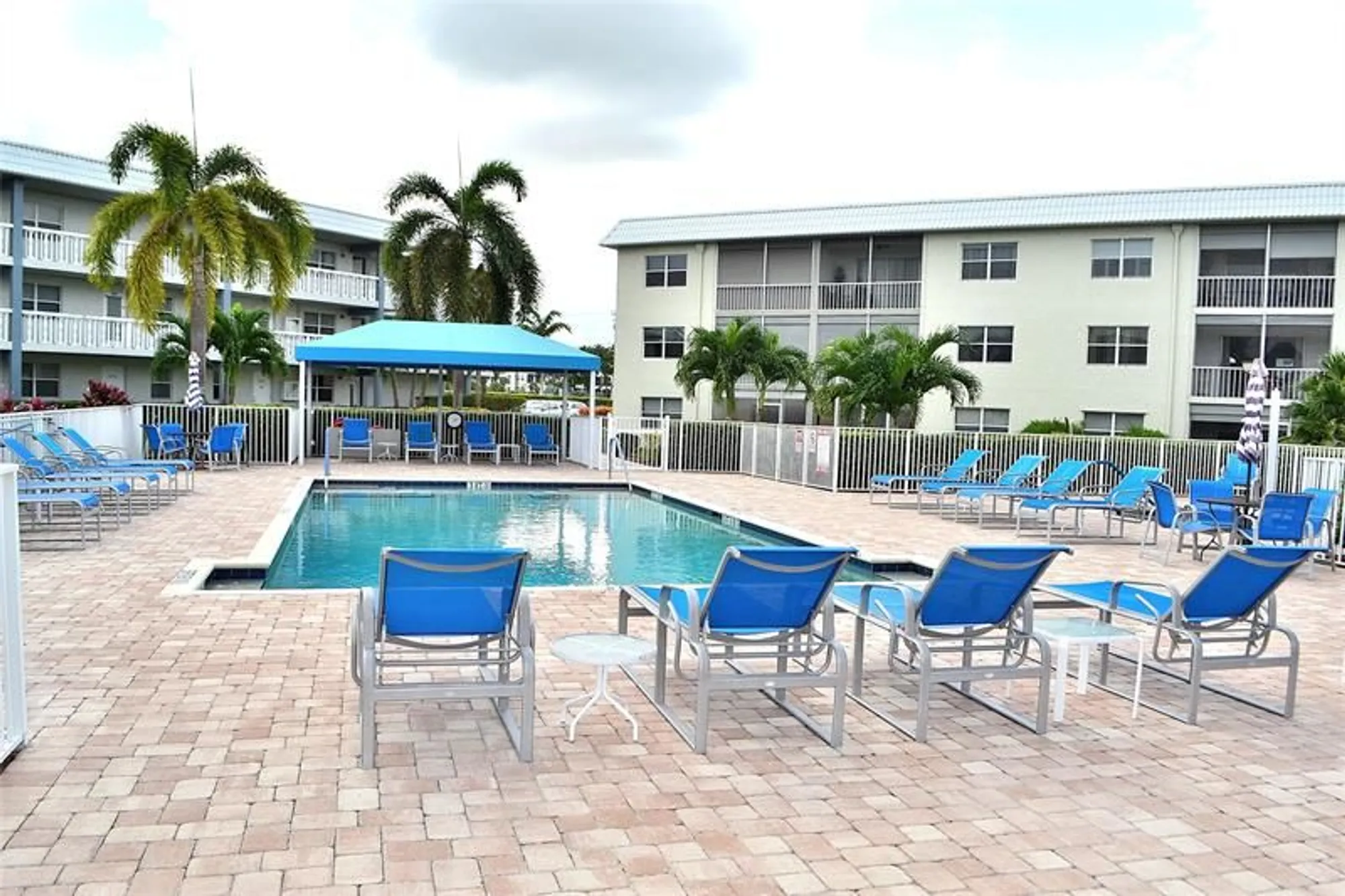 Property Slideshow image 18 of 21 | 9856 marina blvd apt 1337, Boca Raton, FL, 33428
