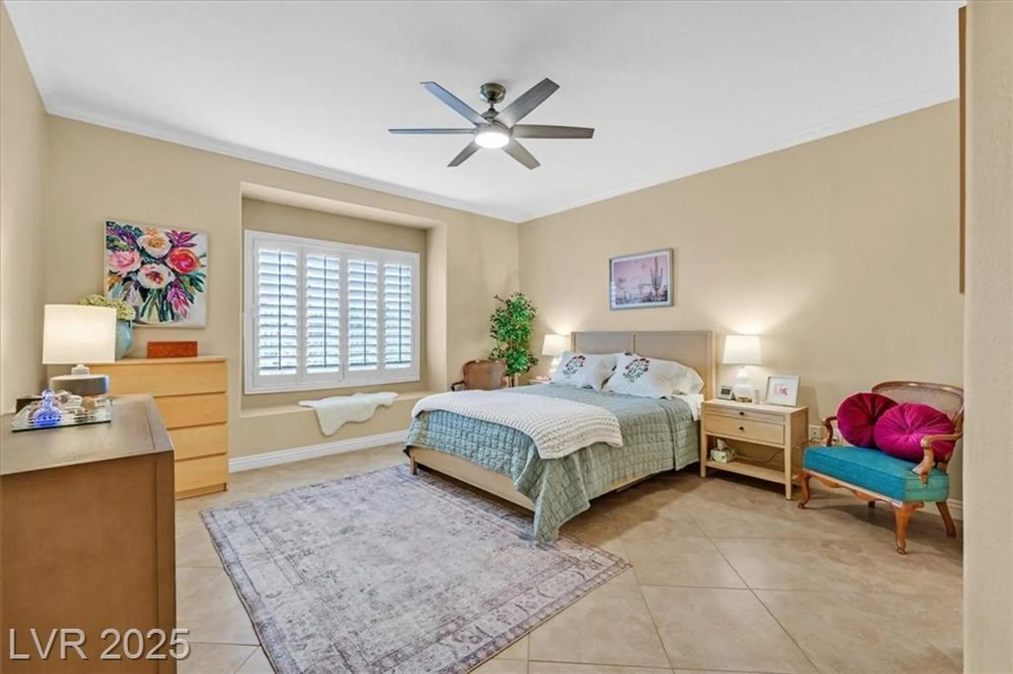 Property Slideshow image 11 of 36 | 1388 couperin dr, Henderson, NV, 89052