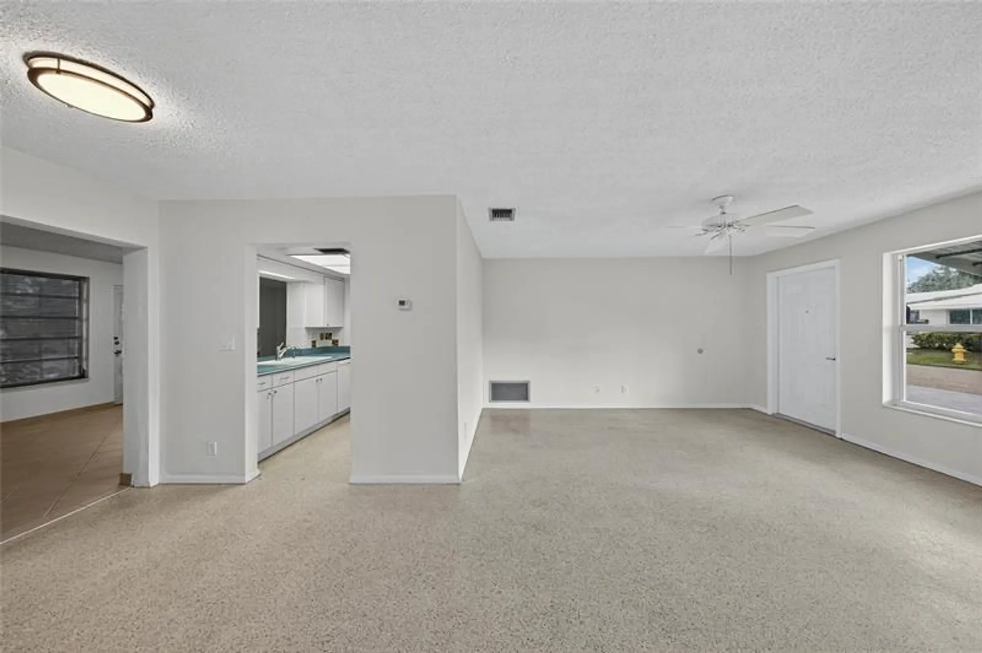 Property Slideshow image 15 of 67 | 2711 nw 4th ave, Pompano Beach, FL, 33064