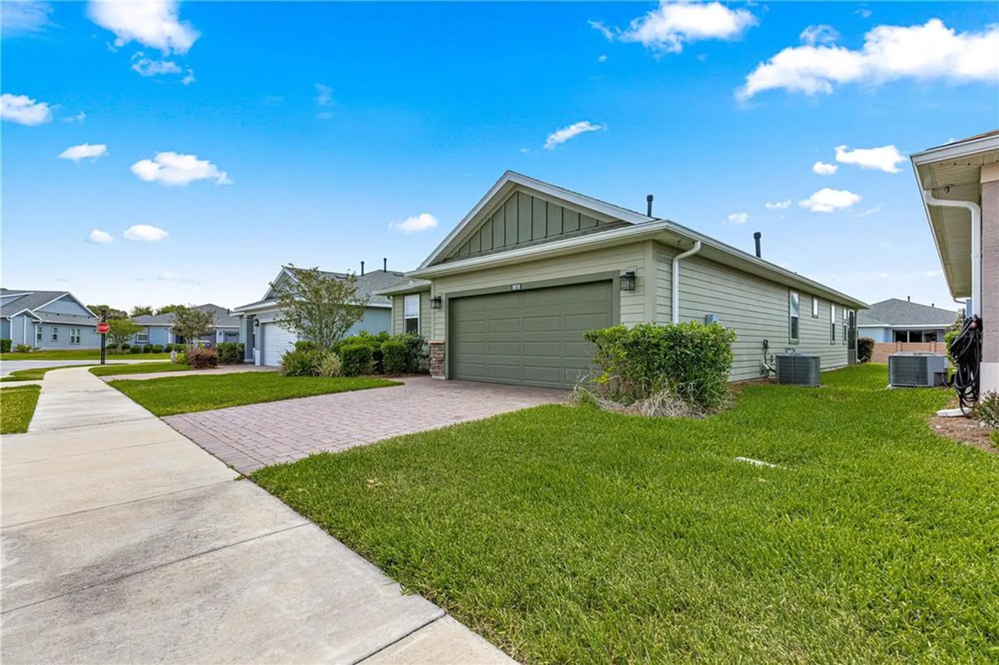 Property Slideshow image 4 of 46 | 5616 nw 39th ln, Ocala, FL, 34482