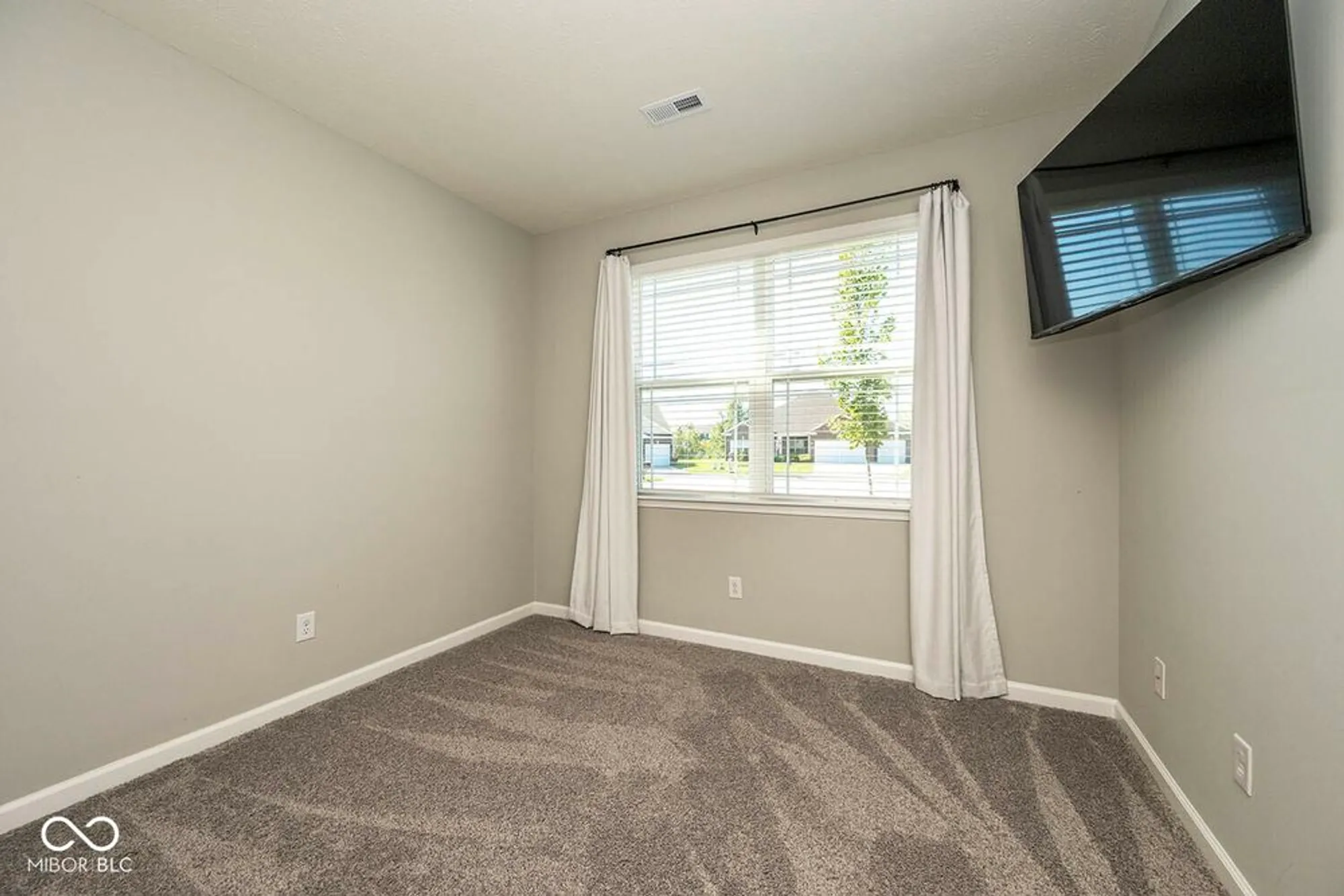 Property Slideshow image 27 of 36 | 6890 ben riley ct, Plainfield, IN, 46168