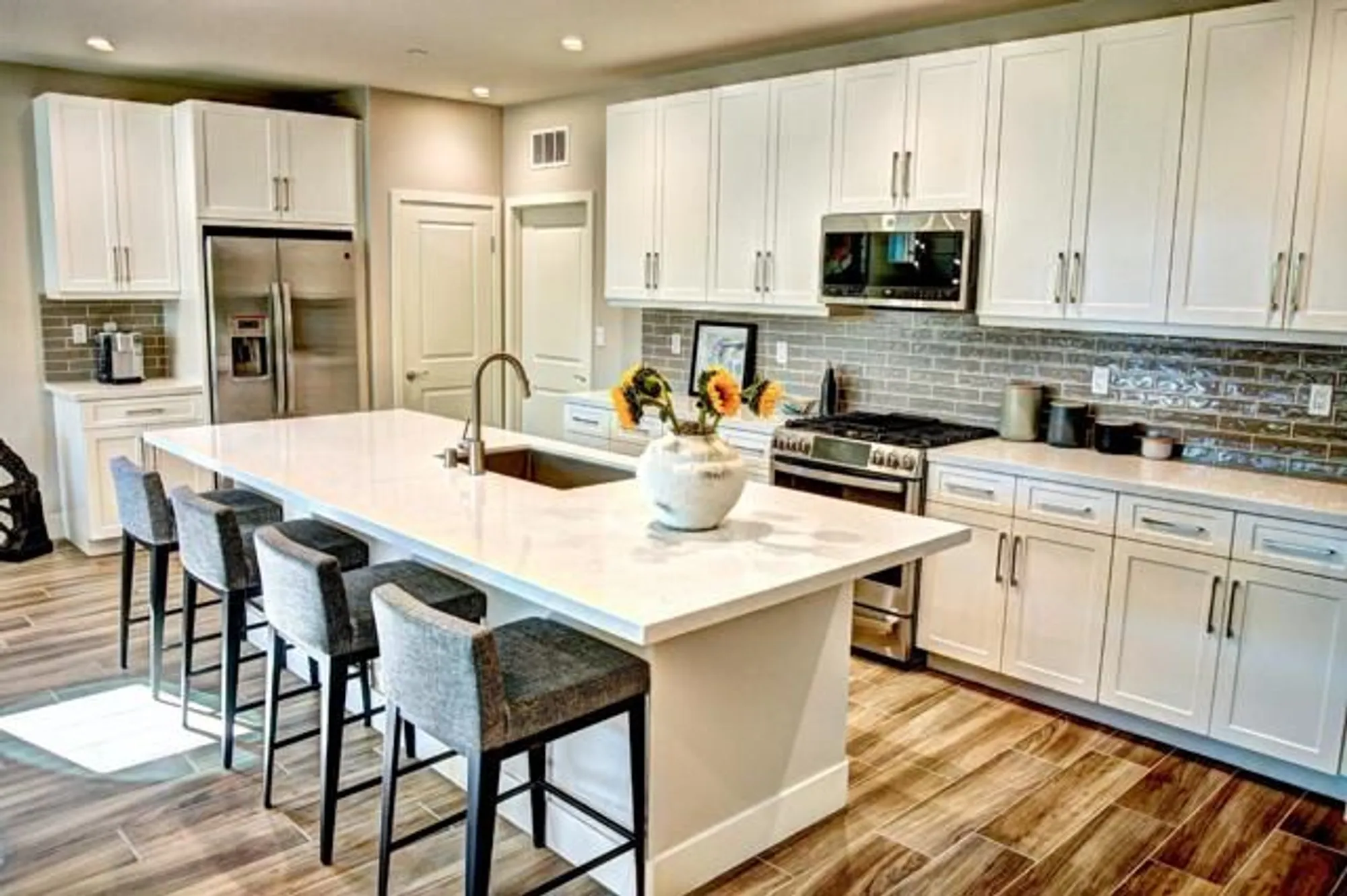 Property Slideshow image 15 of 51 | 50810 bee canyon dr, Indio, CA, 92201