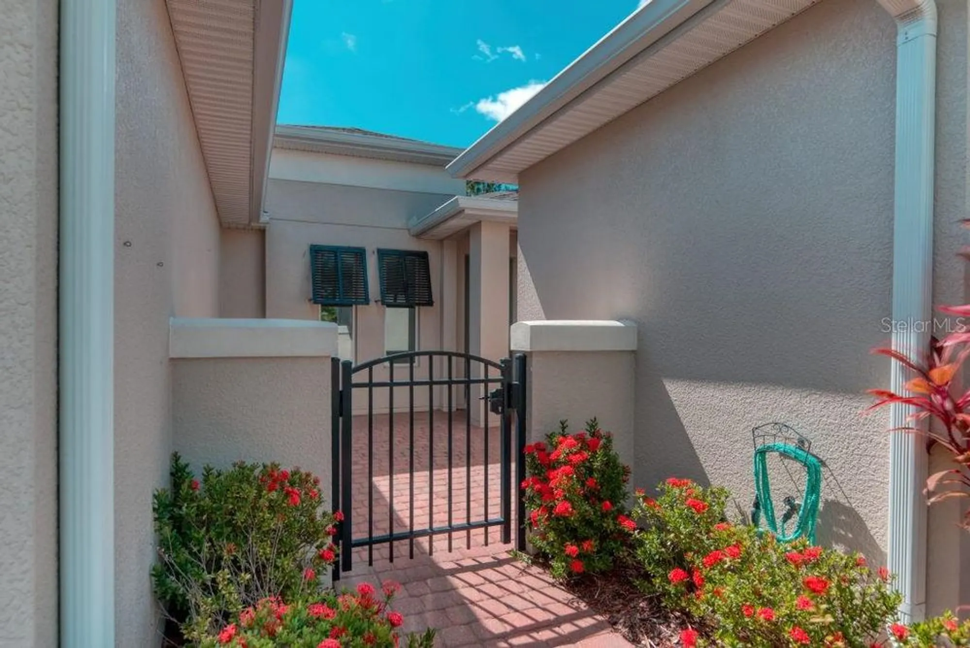 Property Slideshow image 4 of 43 | 3432 fallbrook dr, Poinciana, FL, 34759