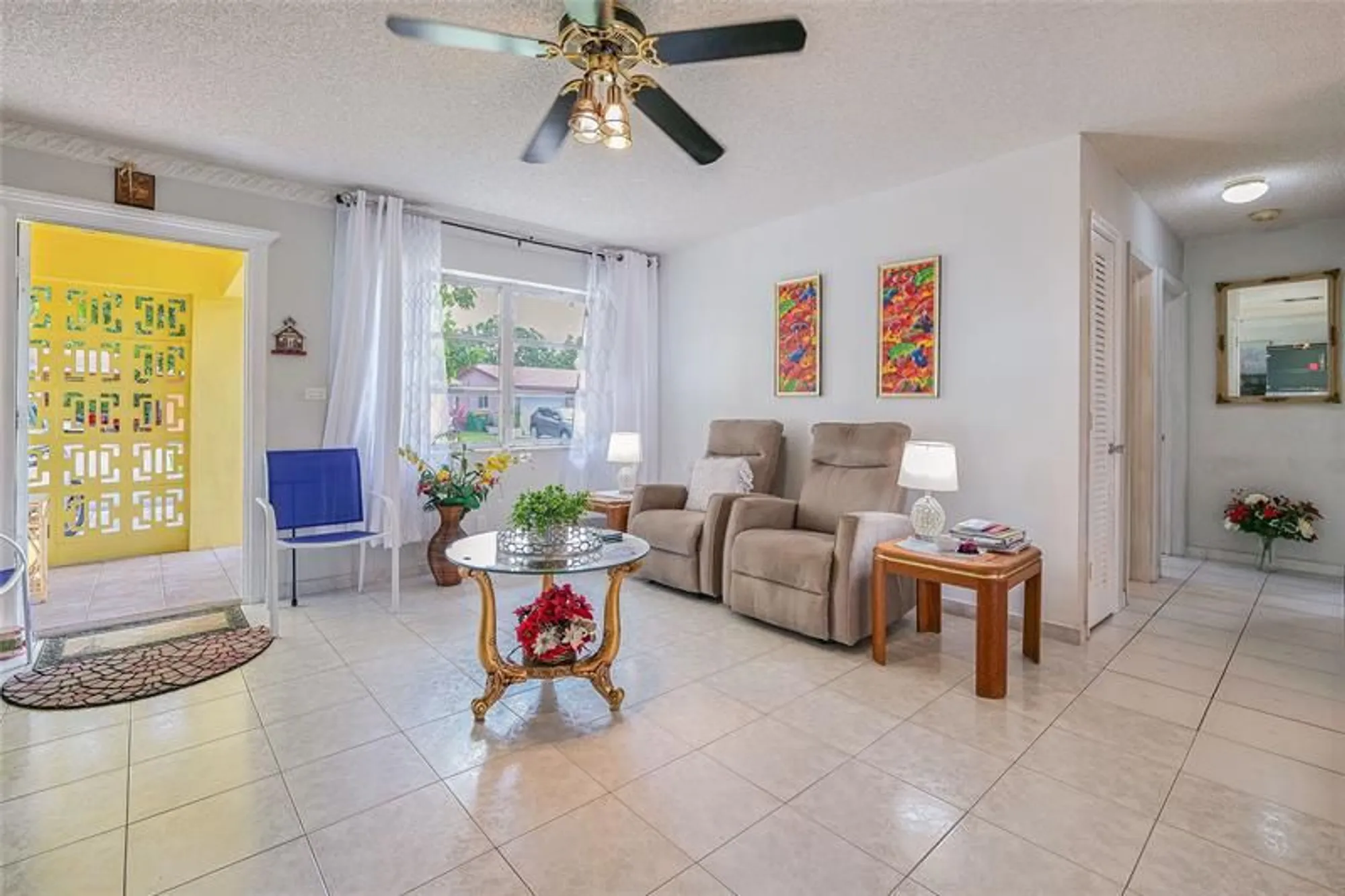 Property Slideshow image 6 of 55 | 4510 nw 45th ct, Tamarac, FL, 33319