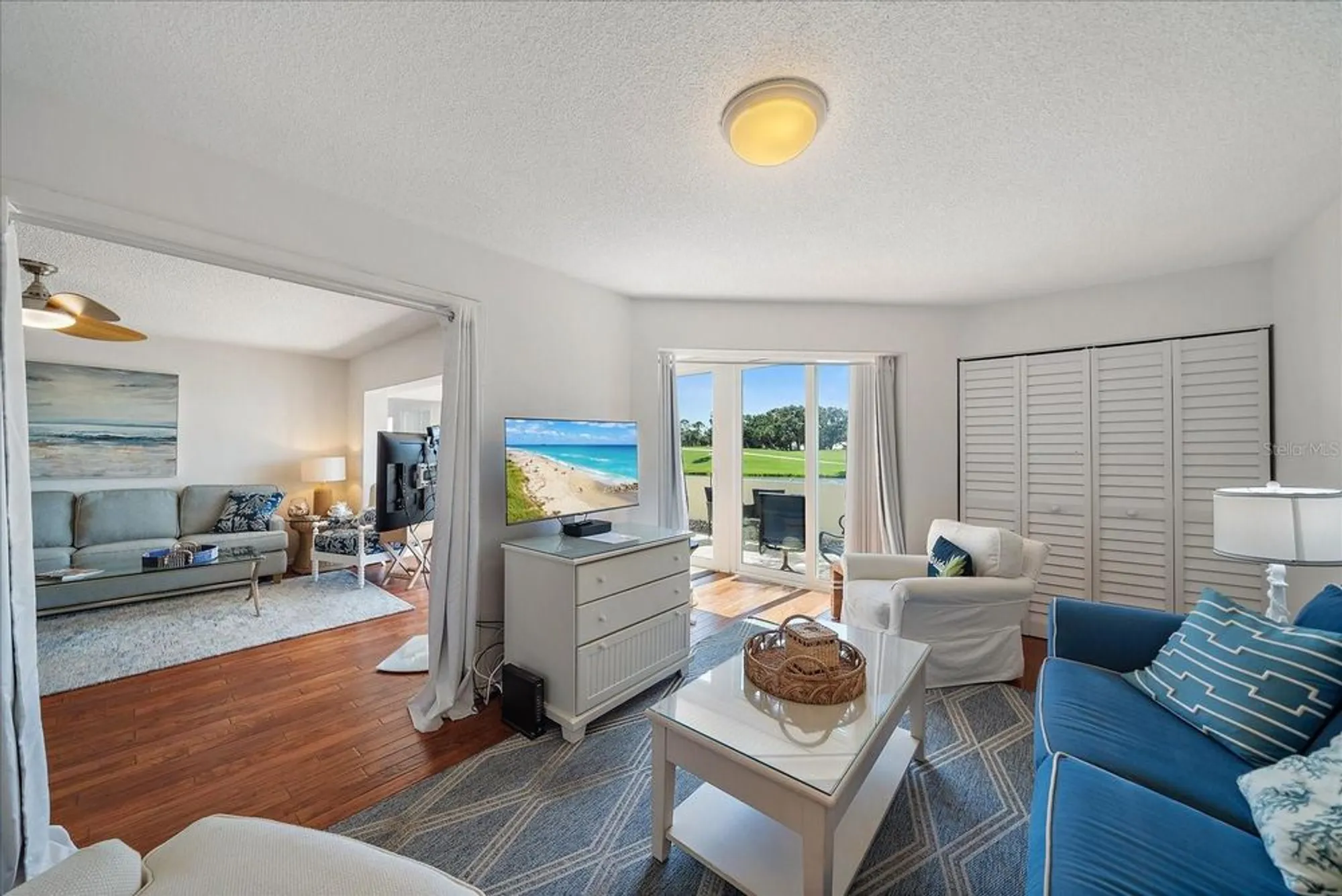 Property Slideshow image 21 of 76 | 425 cerromar ter 359, Venice, FL, 34293