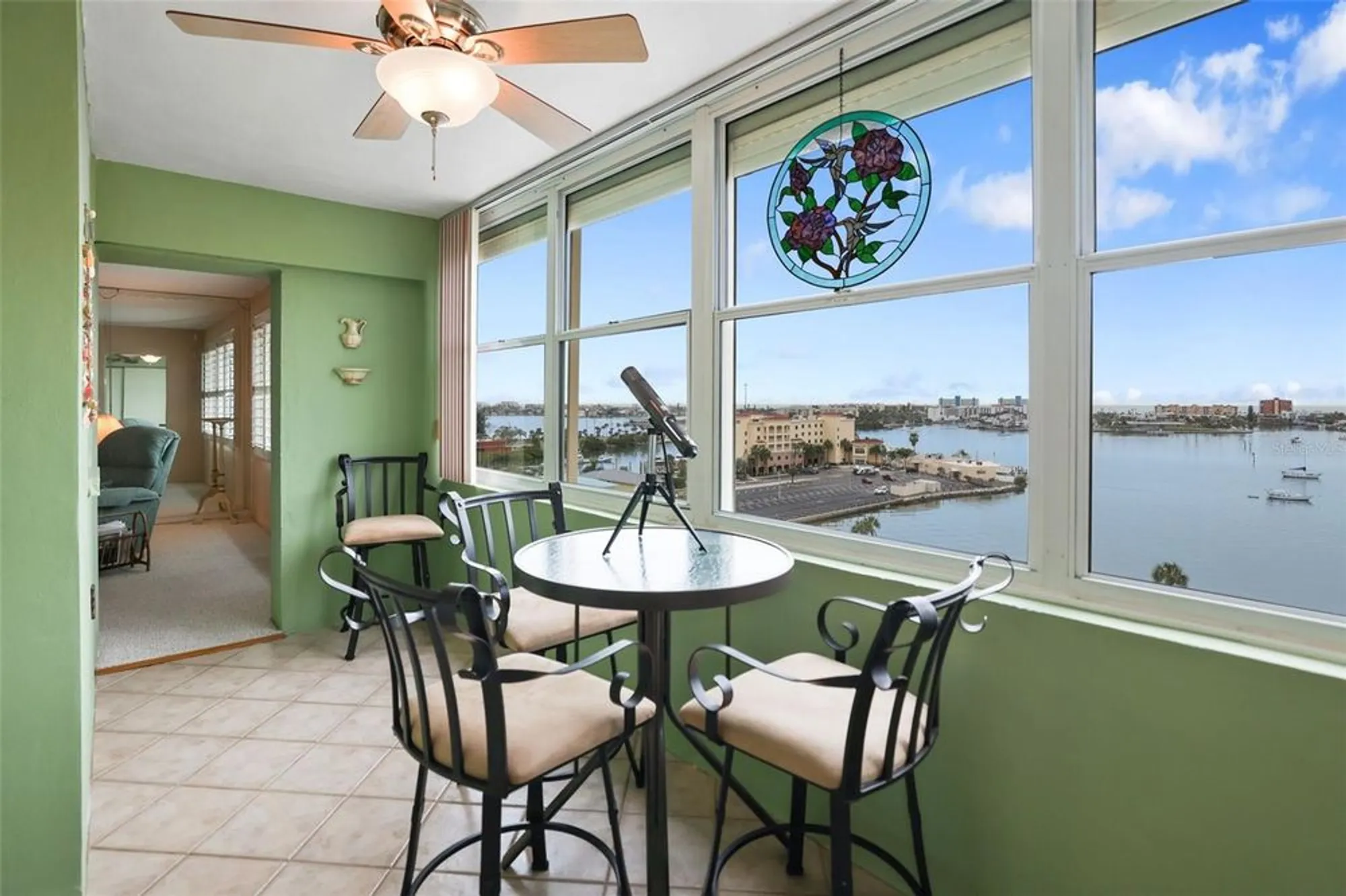 Property Slideshow image 10 of 33 | 4550 cove cir apt 1003, St Petersburg, FL, 33708