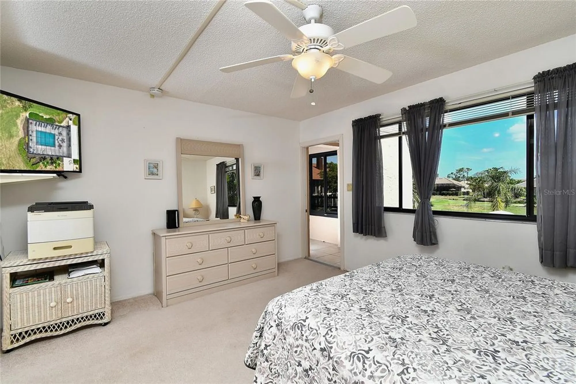 Property Slideshow image 20 of 36 | 601 islamorada blvd apt 24b, Punta Gorda, FL, 33955