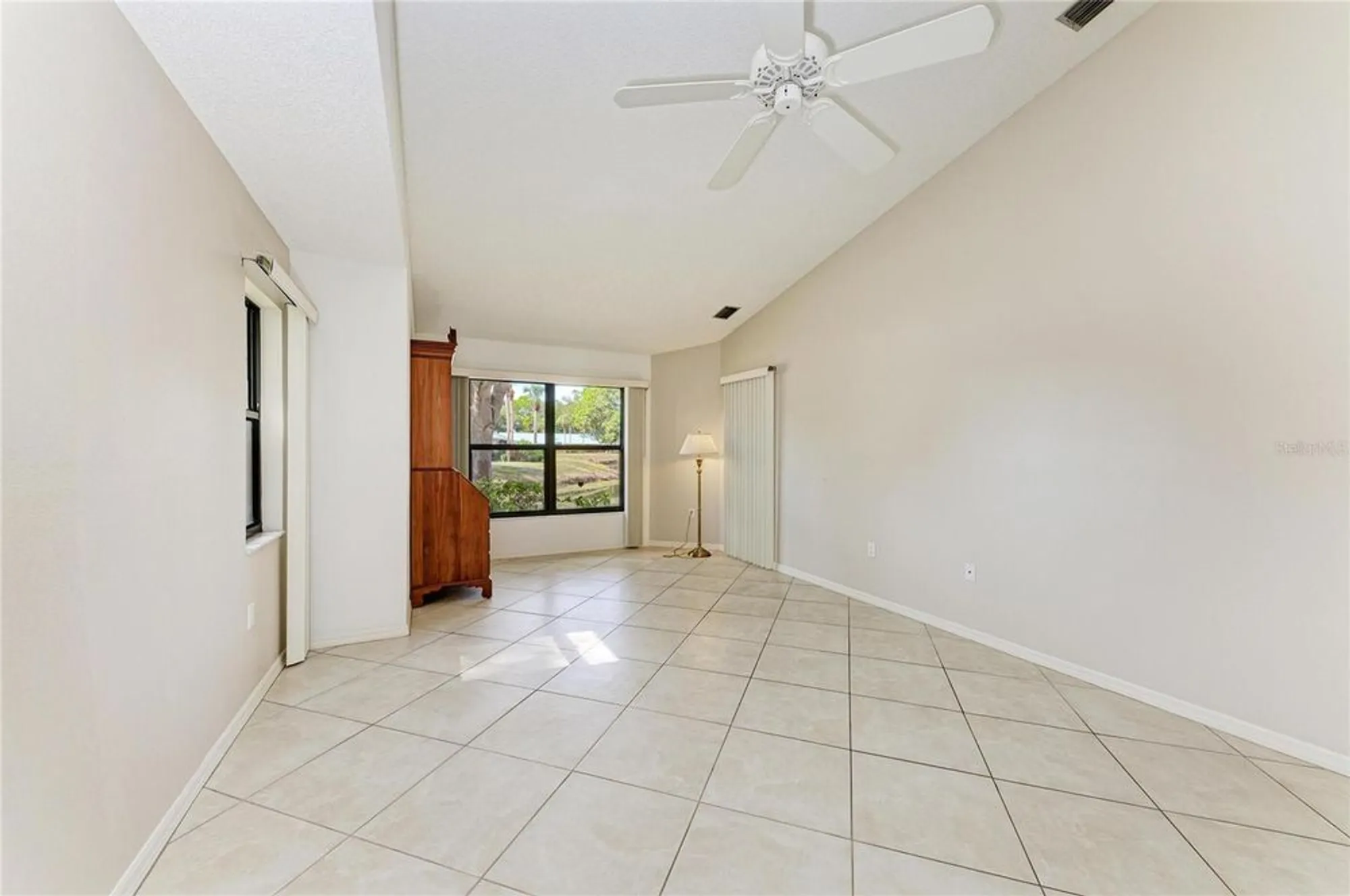 Property Slideshow image 21 of 62 | 101 southampton pl 248, Venice, FL, 34293
