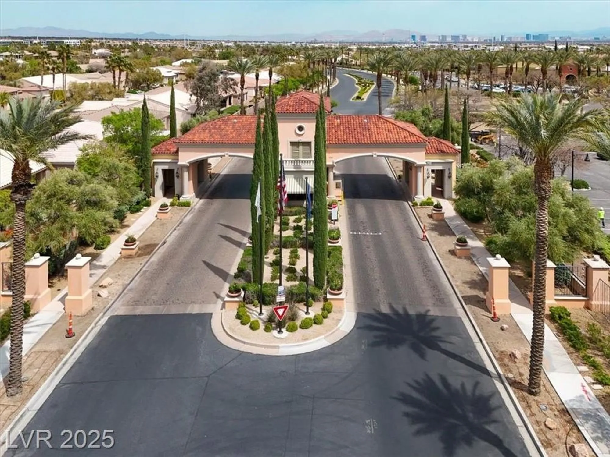 Property Slideshow image 35 of 45 | 4639 denaro dr, Las Vegas, NV, 89135