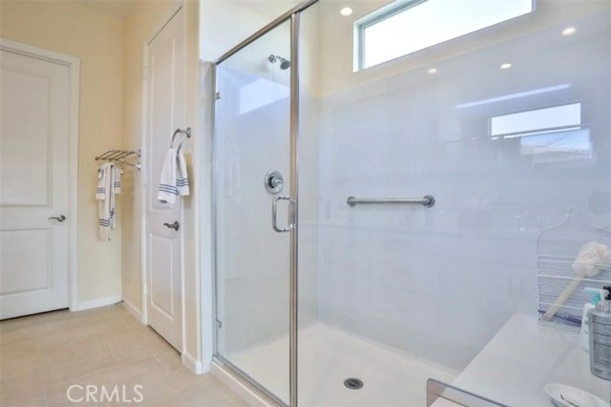 Property Slideshow image 15 of 31 | 11868 discovery ct, Corona, CA, 92883