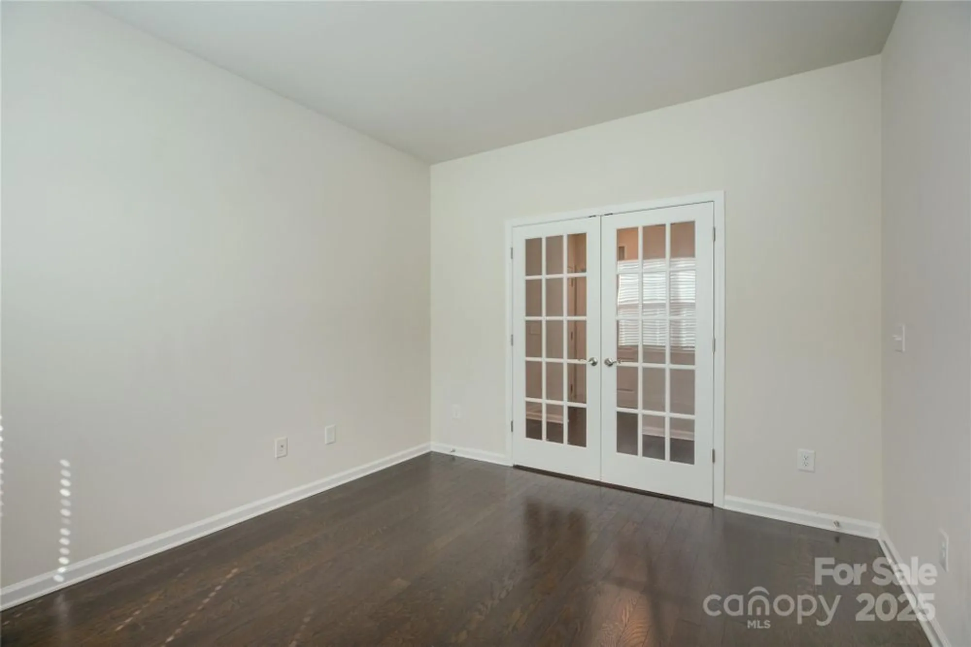 Property Slideshow image 7 of 48 | 15429 topanga dr, Charlotte, NC, 28278