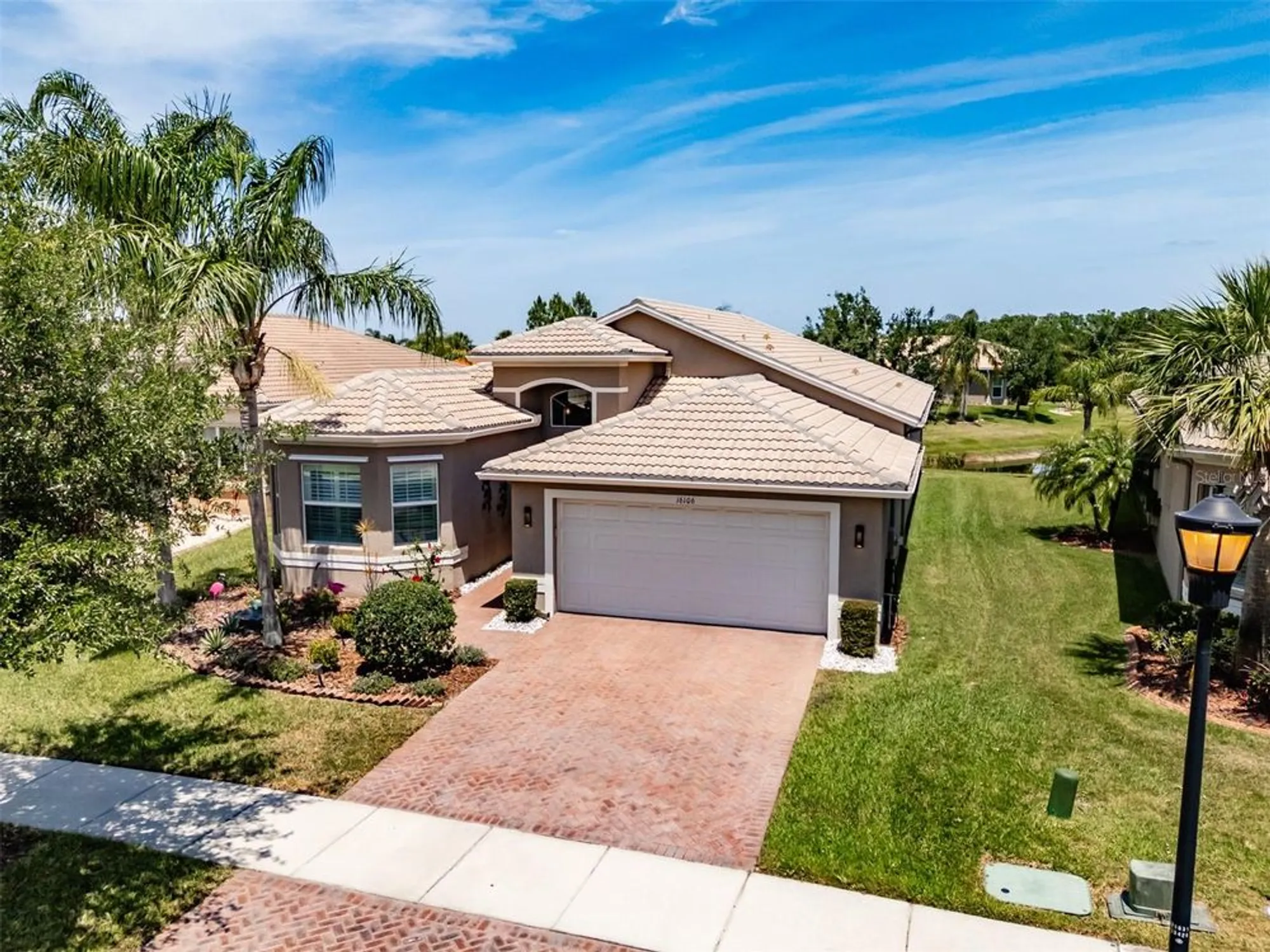 Property Slideshow image 4 of 100 | 16106 cedar key dr, Wimauma, FL, 33598