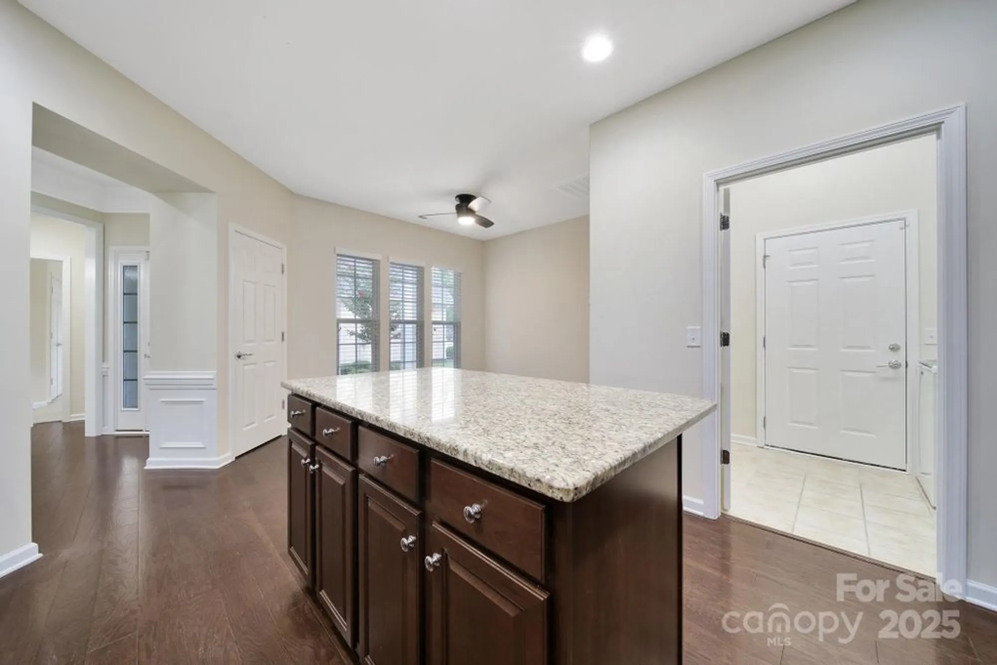 Property Slideshow image 6 of 48 | 1024 mesa verde dr, Fort Mill, SC, 29707