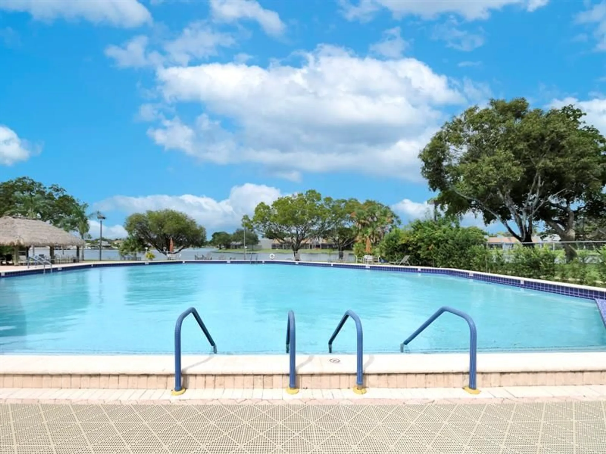 Property Slideshow image 41 of 51 | 1101 colony point cir 422, Pembroke Pines, FL, 33026